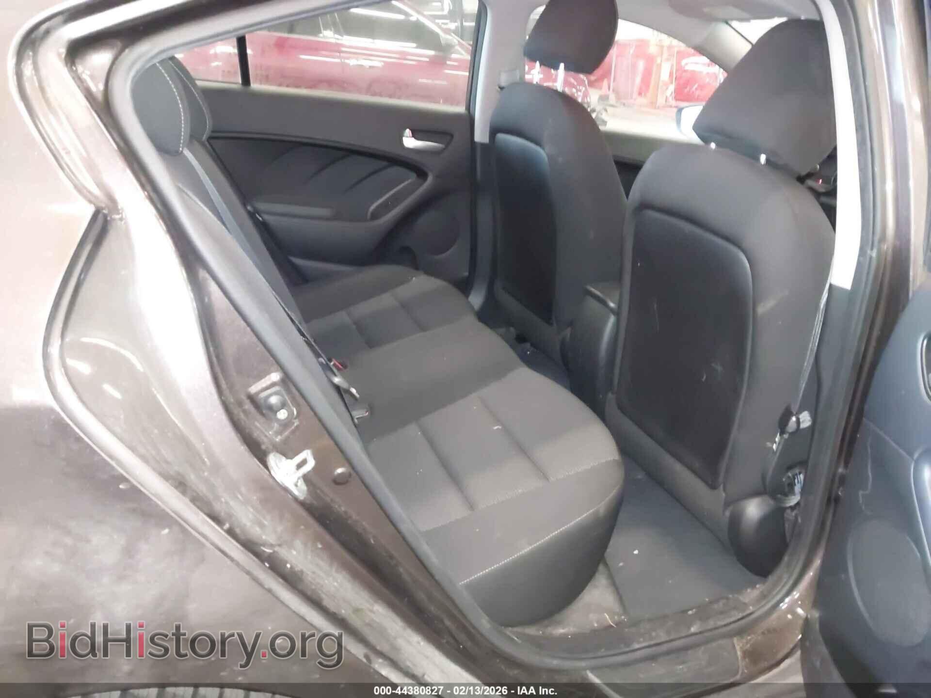 2017 KIA FORTE - VIN: 3KPFK4A72HE115032 - Фото 8