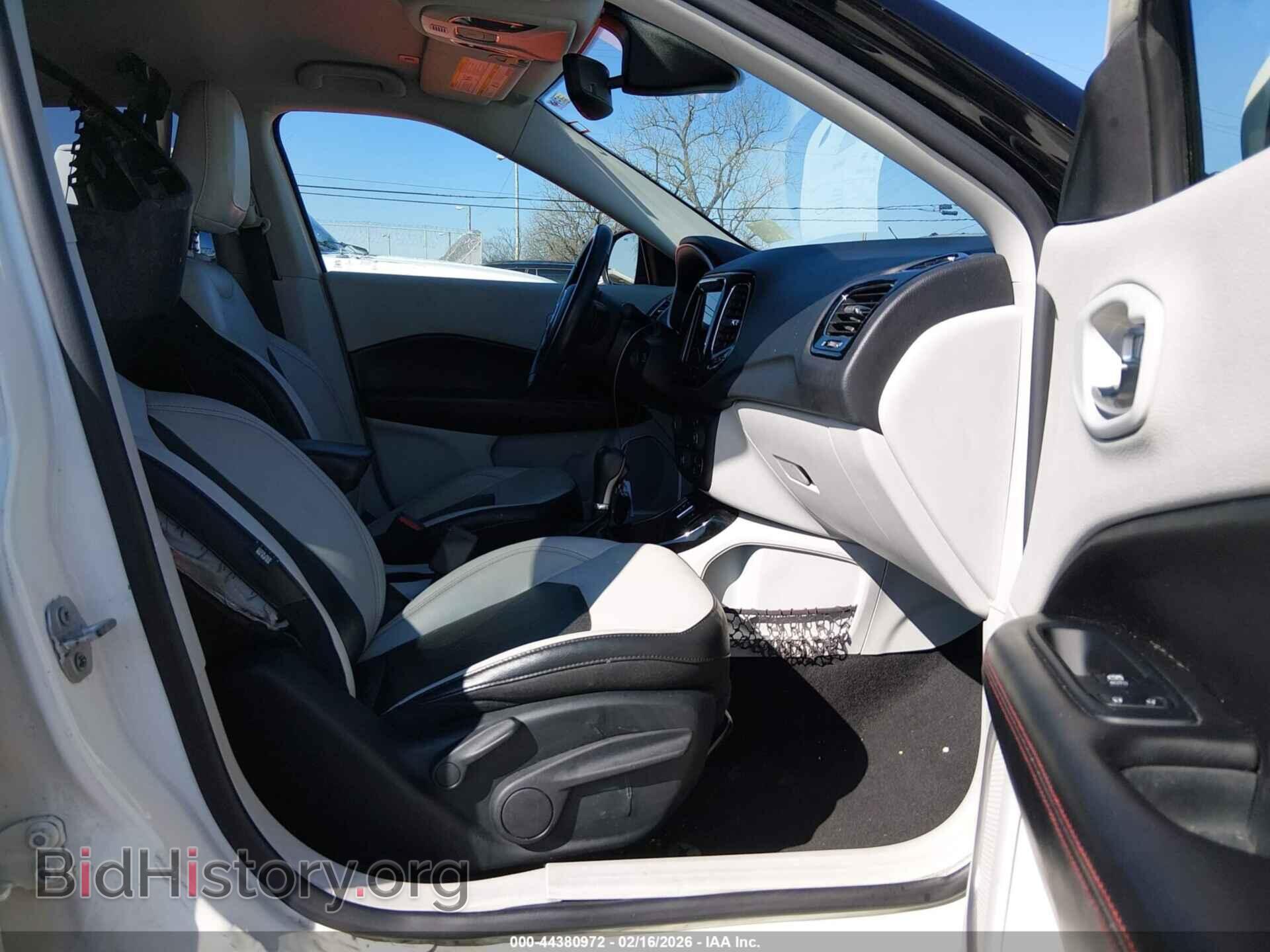 2019 JEEP COMPASS - VIN: 3C4NJCCB2KT699087 - Фото 5