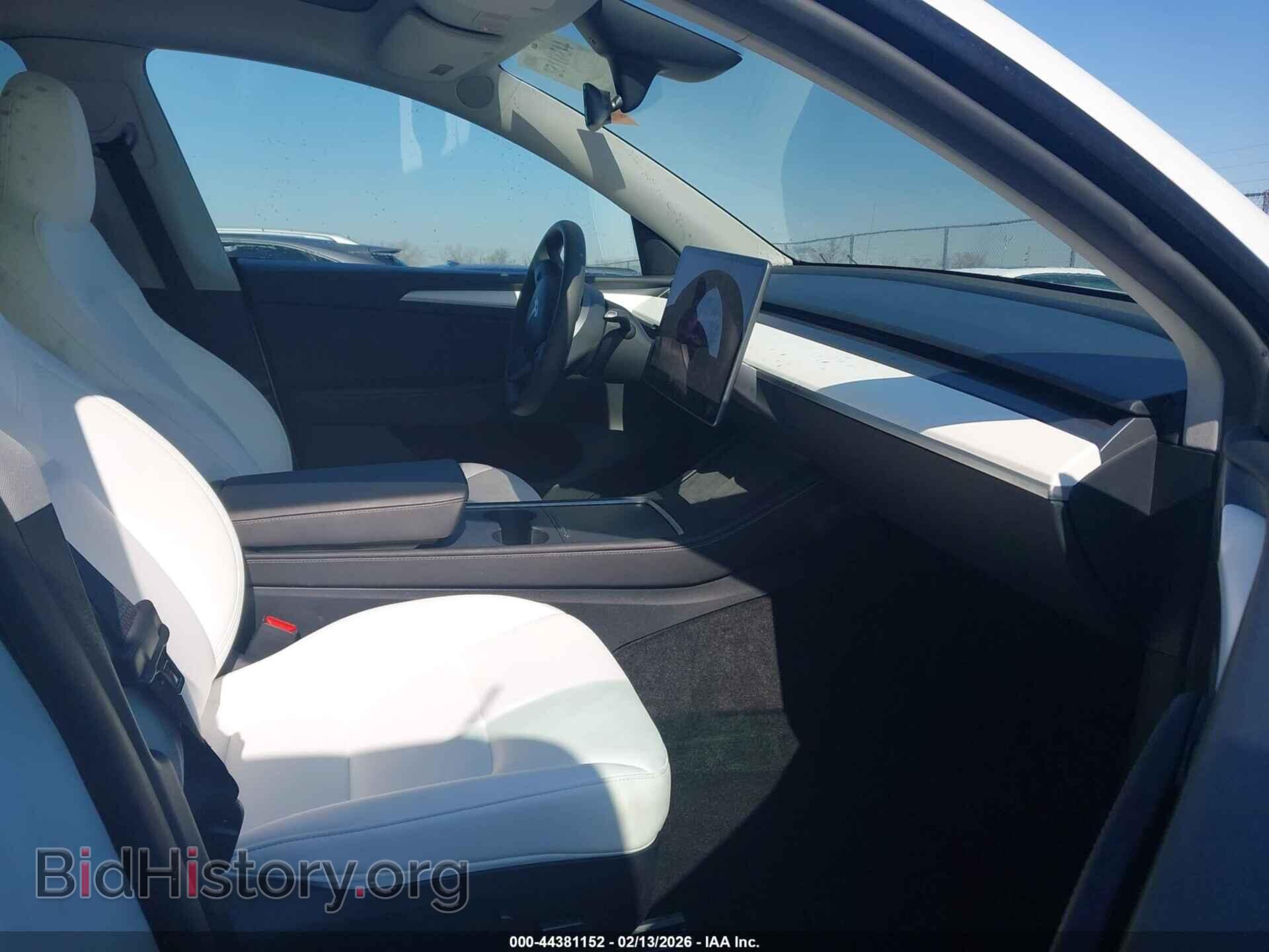 2024 TESLA MODEL Y - VIN: 7SAYGDED3RF093468 - Фото 5