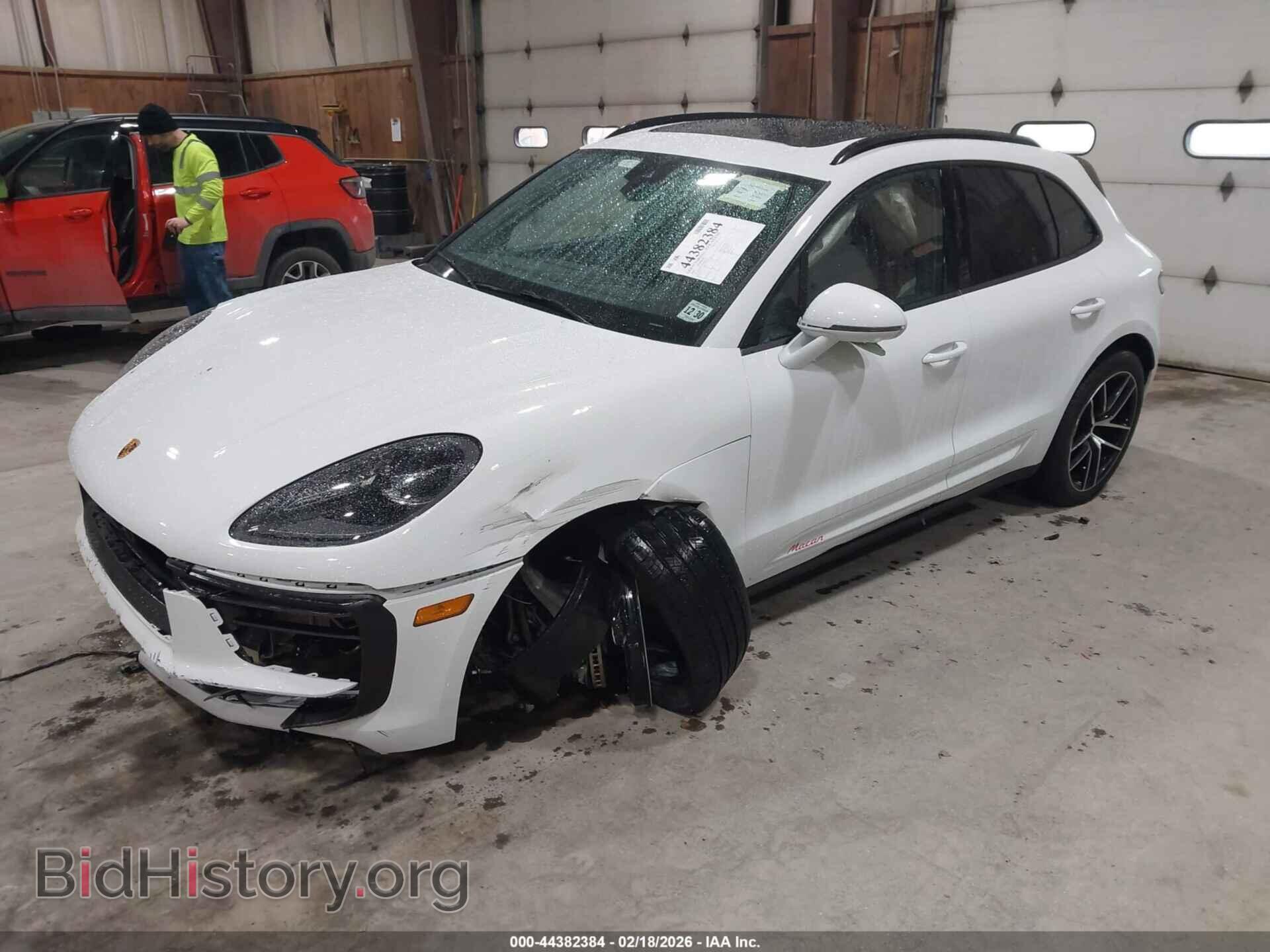 2025 PORSCHE MACAN - VIN: WP1AA2A56SLB13555 - Photo 2