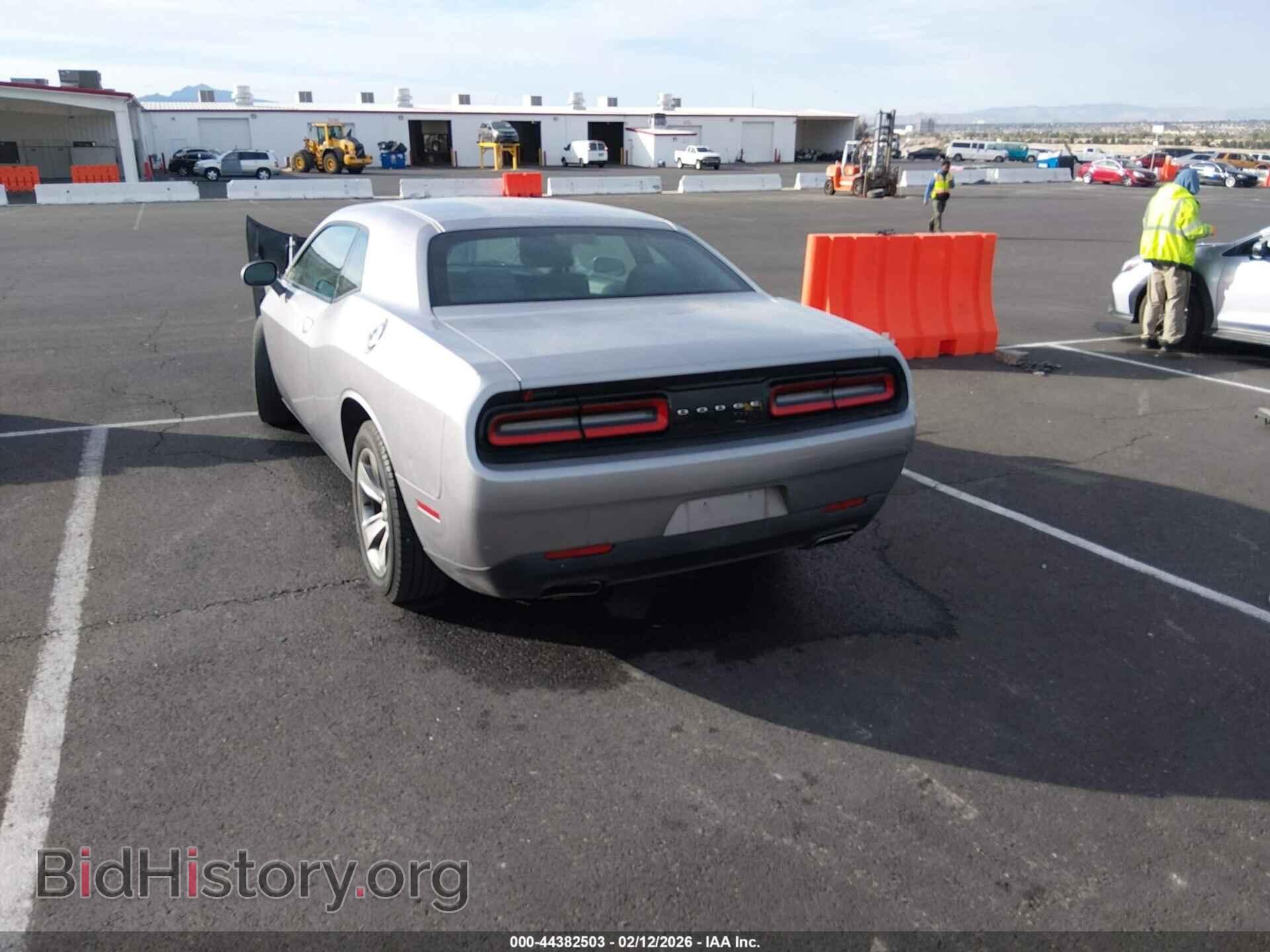 2016 DODGE CHALLENGER - VIN: 2C3CDZAG3GH300823 - Фото 3