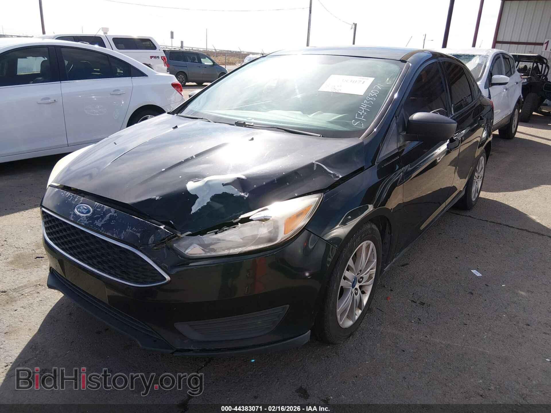 2017 FORD FOCUS - VIN: 1FADP3E26HL308220 - Фото 2