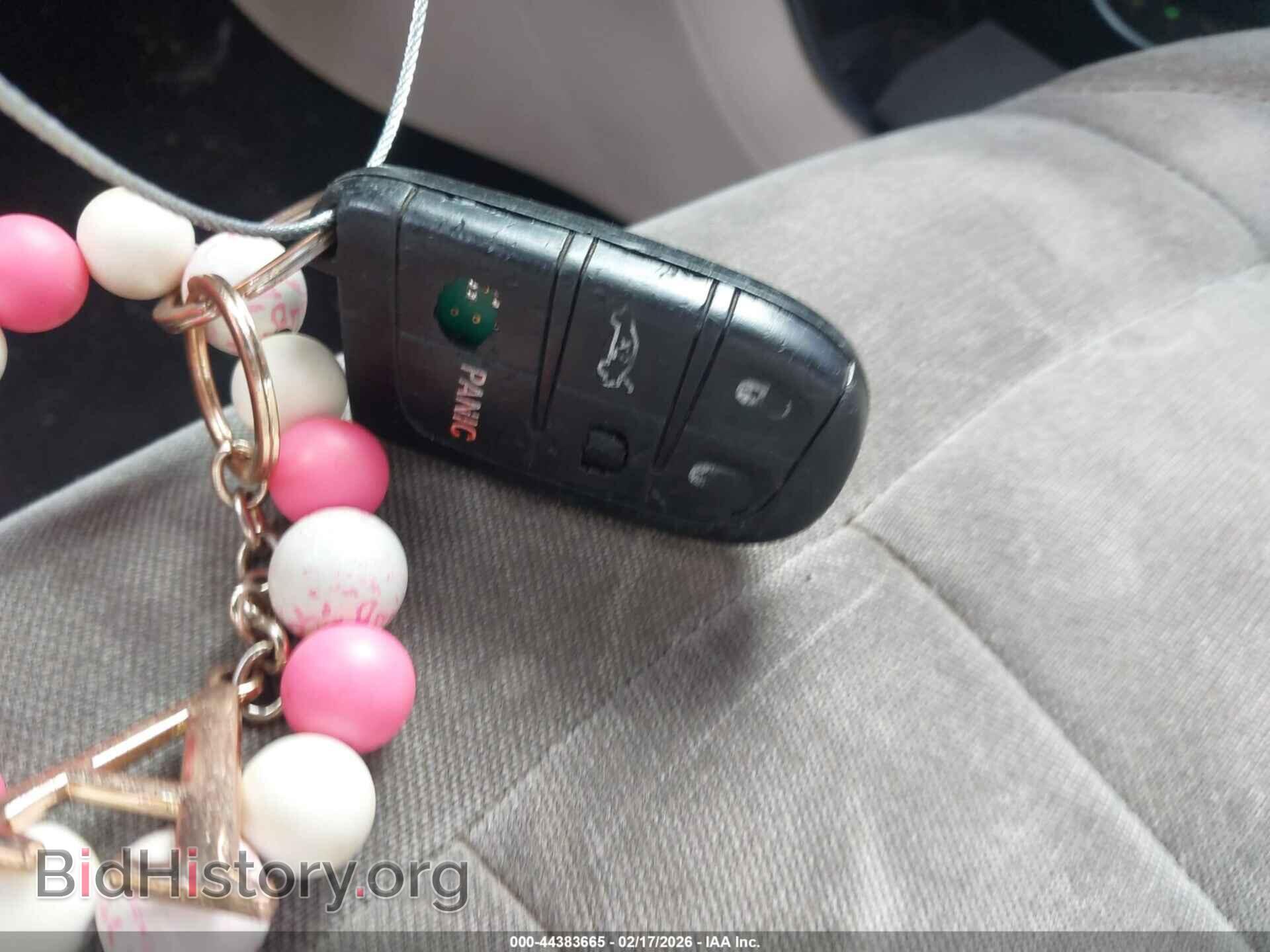 2015 CHRYSLER 200 - VIN: 1C3CCCAB2FN752255 - Фото 11