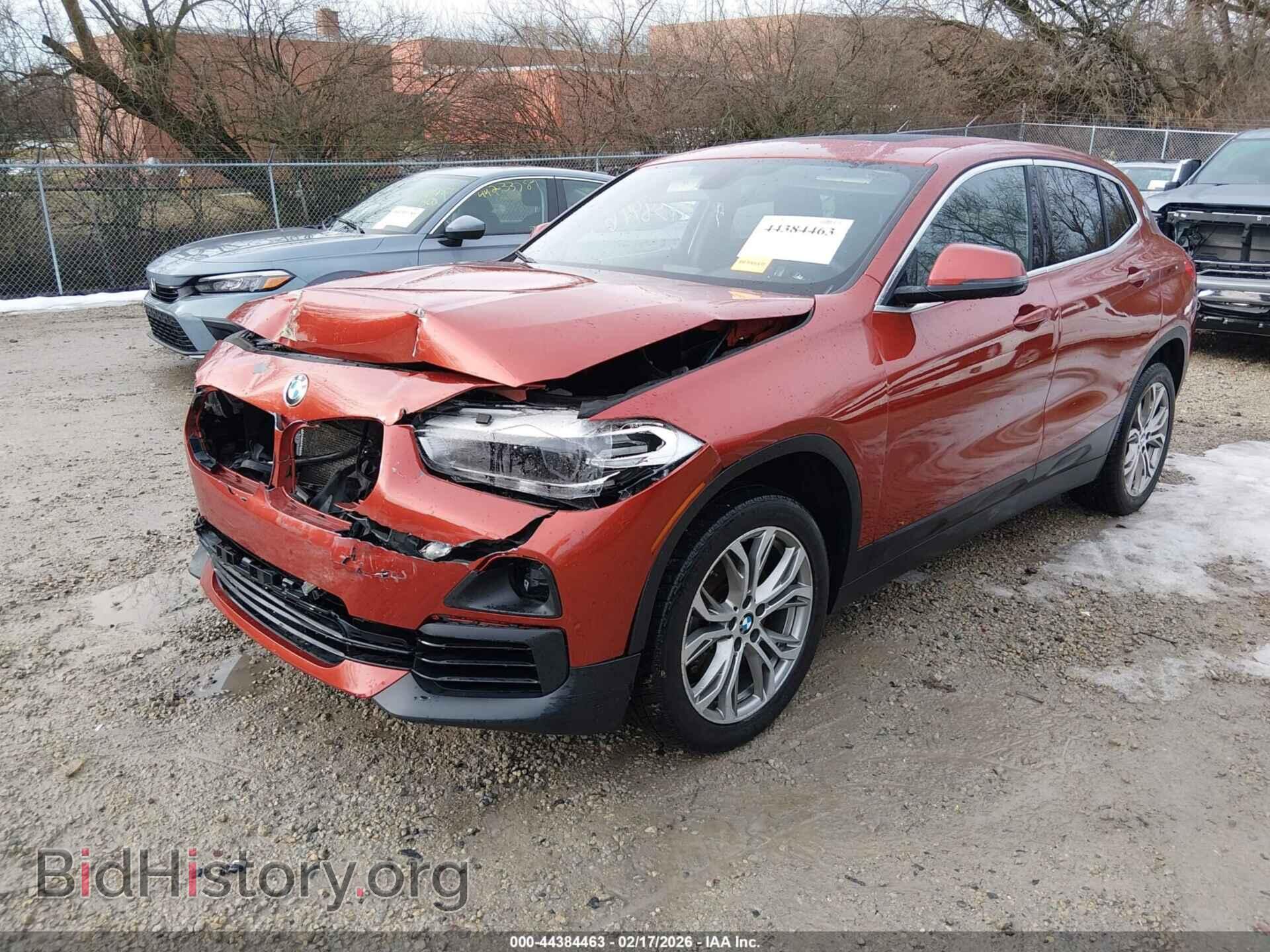 2018 BMW X2 - VIN: WBXYJ5C33JEF74105 - Фото 2