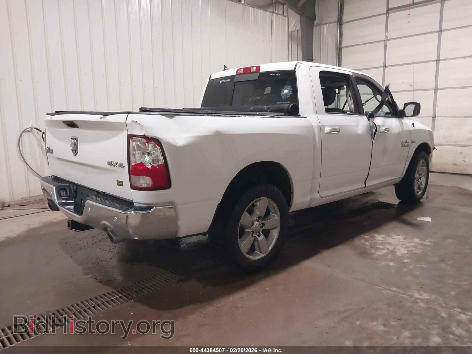 2018 RAM 1500 - VIN: 1C6RR7LT2JS258366 - Фото 4