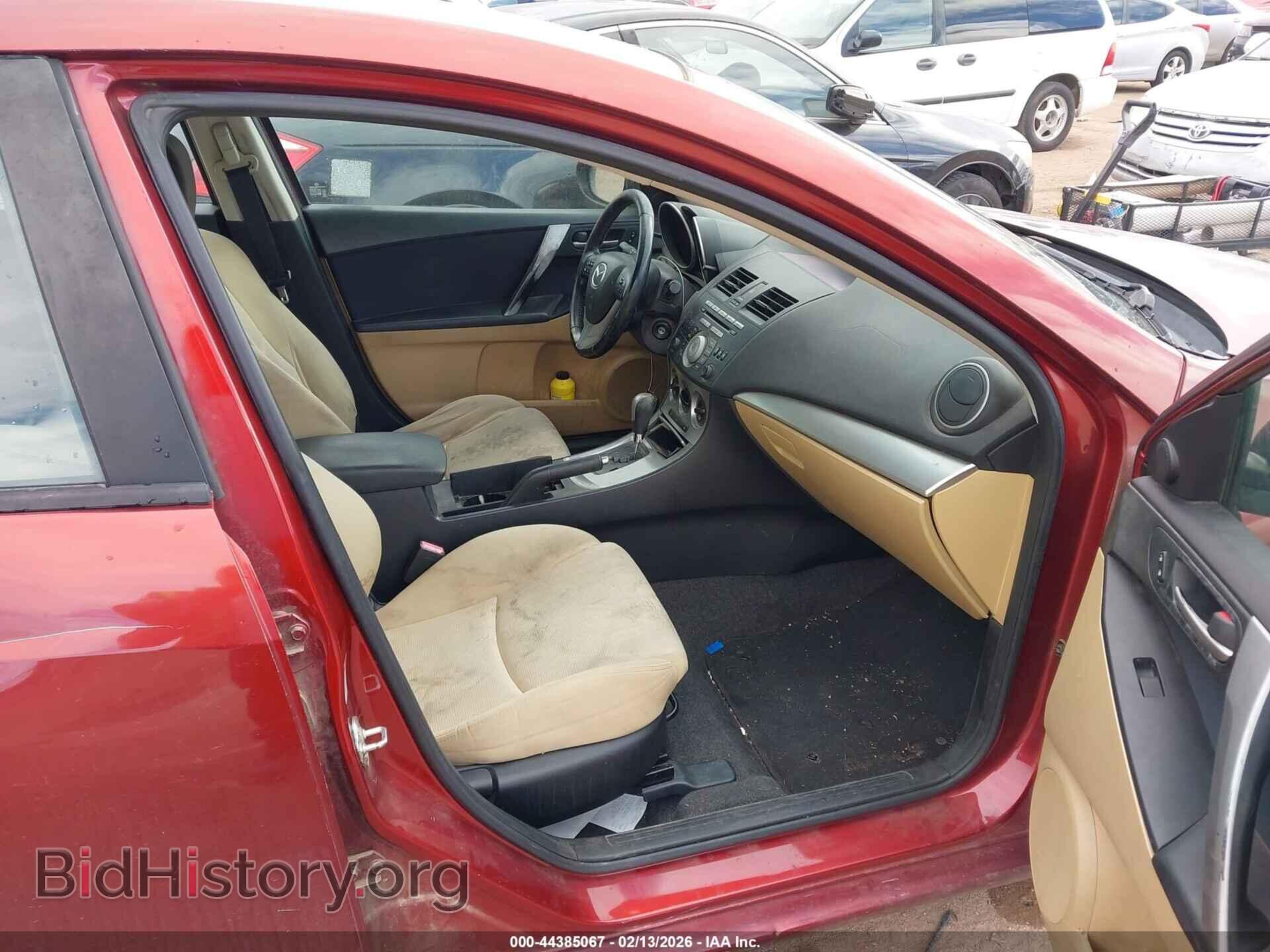 2011 MAZDA MAZDA3 - VIN: JM1BL1U68B1388144 - Фото 5
