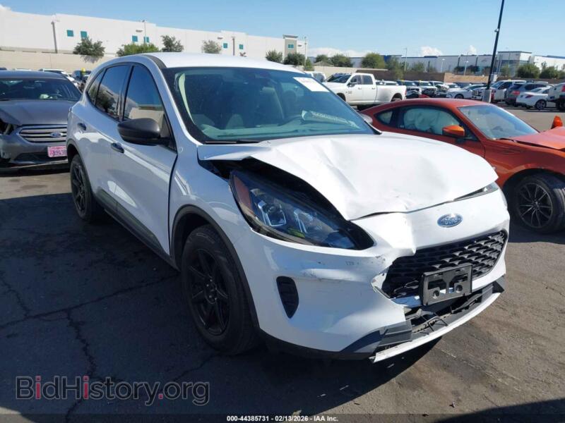 2020 Ford ESCAPE (VIN 1FMCU0F61LUA35572) — photo 13 of 16