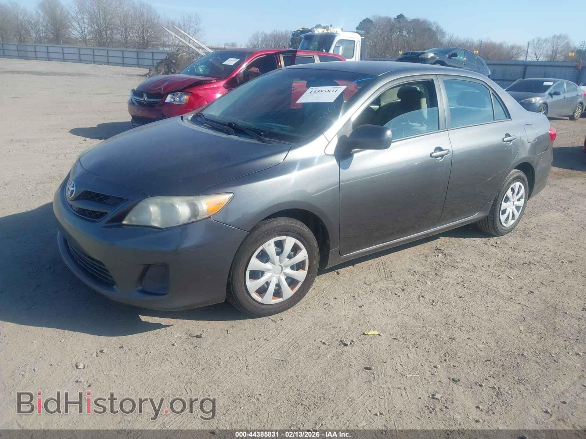 2011 TOYOTA COROLLA - VIN: 2T1BU4EE2BC549880 - Фото 2