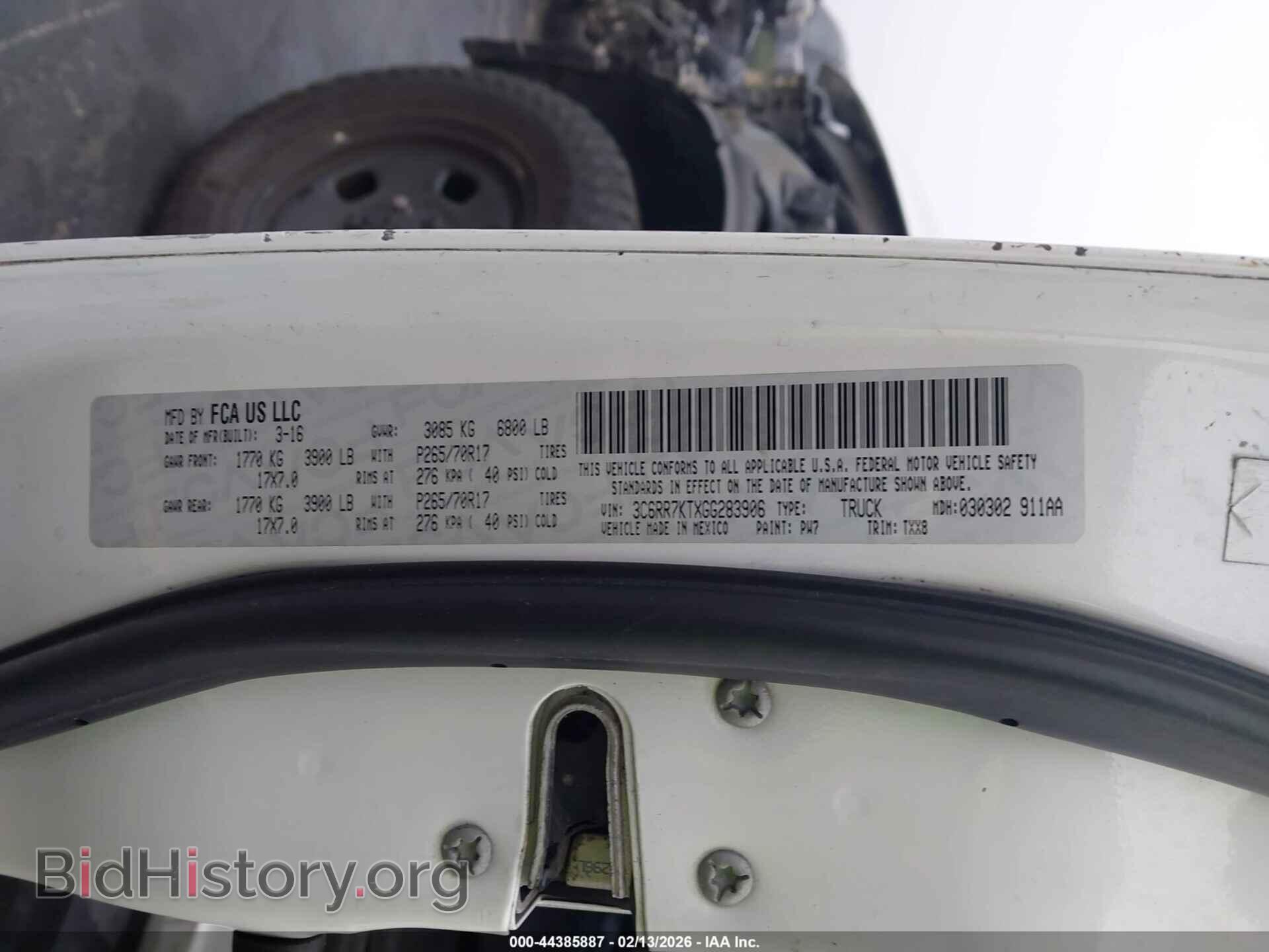 2016 RAM 1500 - VIN: 3C6RR7KTXGG283906 - Фото 9