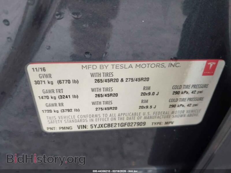 2016 Tesla MODEL X (VIN 5YJXCBE21GF027909) — фото 9 из 15