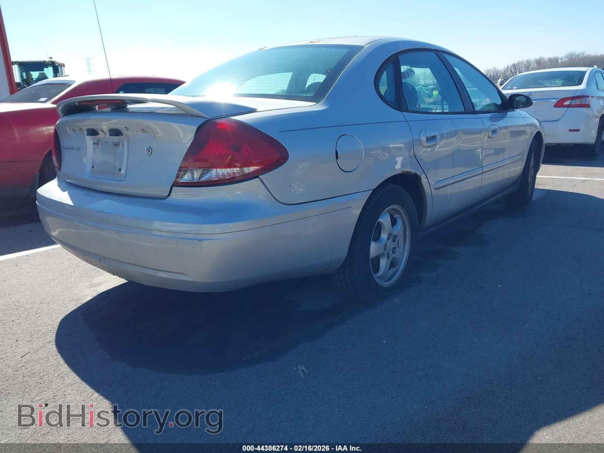 2006 FORD TAURUS - VIN: 1FAFP53U76A262477 - Фото 4