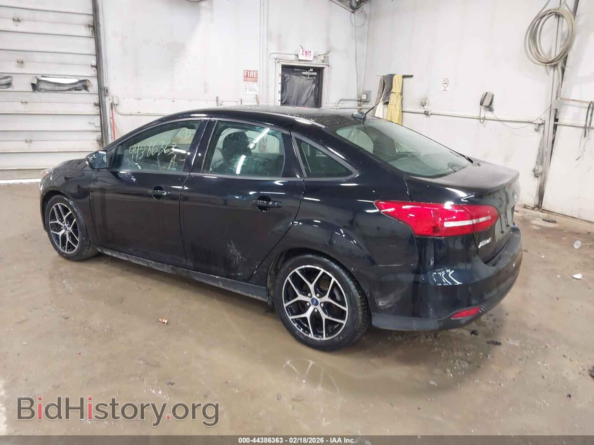 2017 FORD FOCUS - VIN: 1FADP3H20HL270303 - Фото 3