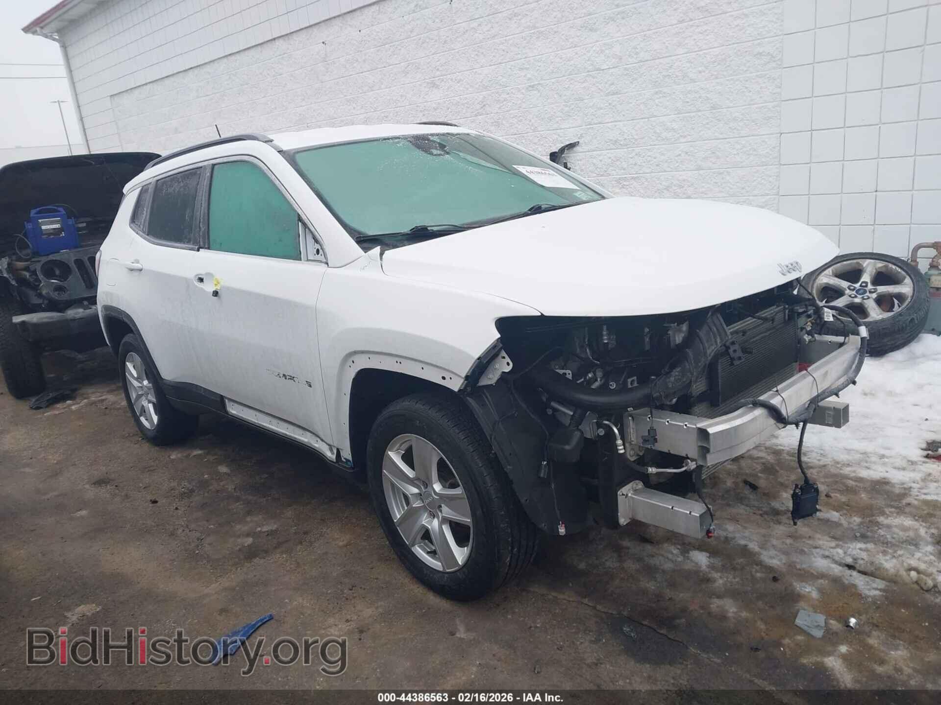 Фотография 3C4NJDBB2NT129893 - JEEP COMPASS 2022