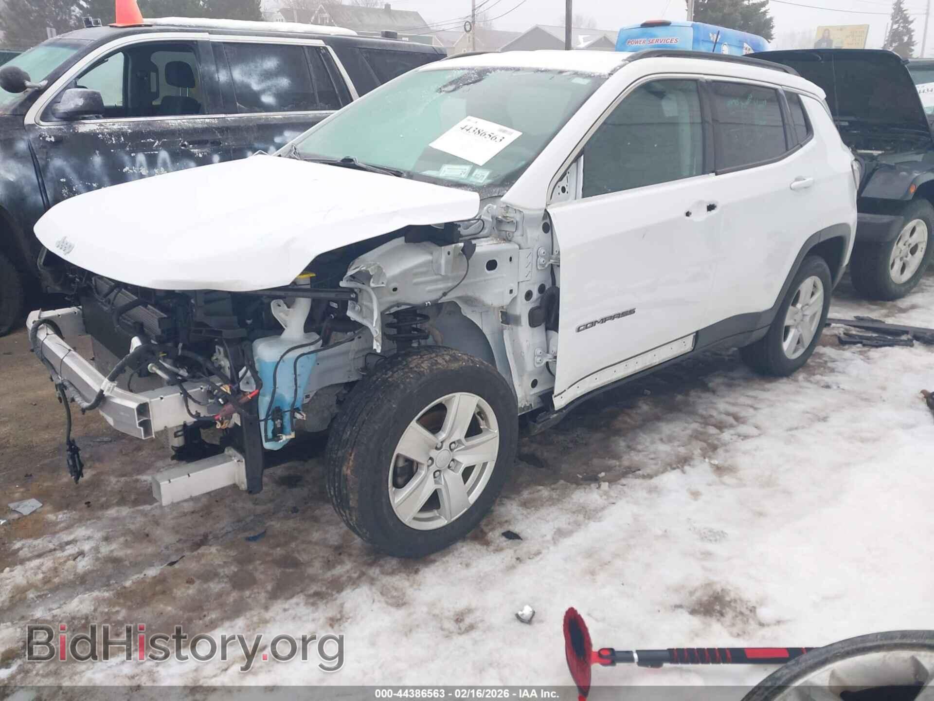 2022 JEEP COMPASS - VIN: 3C4NJDBB2NT129893 - Фото 2