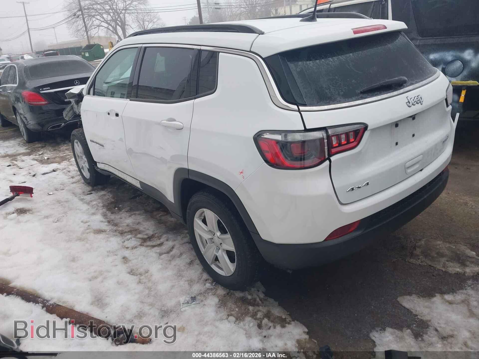 2022 JEEP COMPASS - VIN: 3C4NJDBB2NT129893 - Фото 3