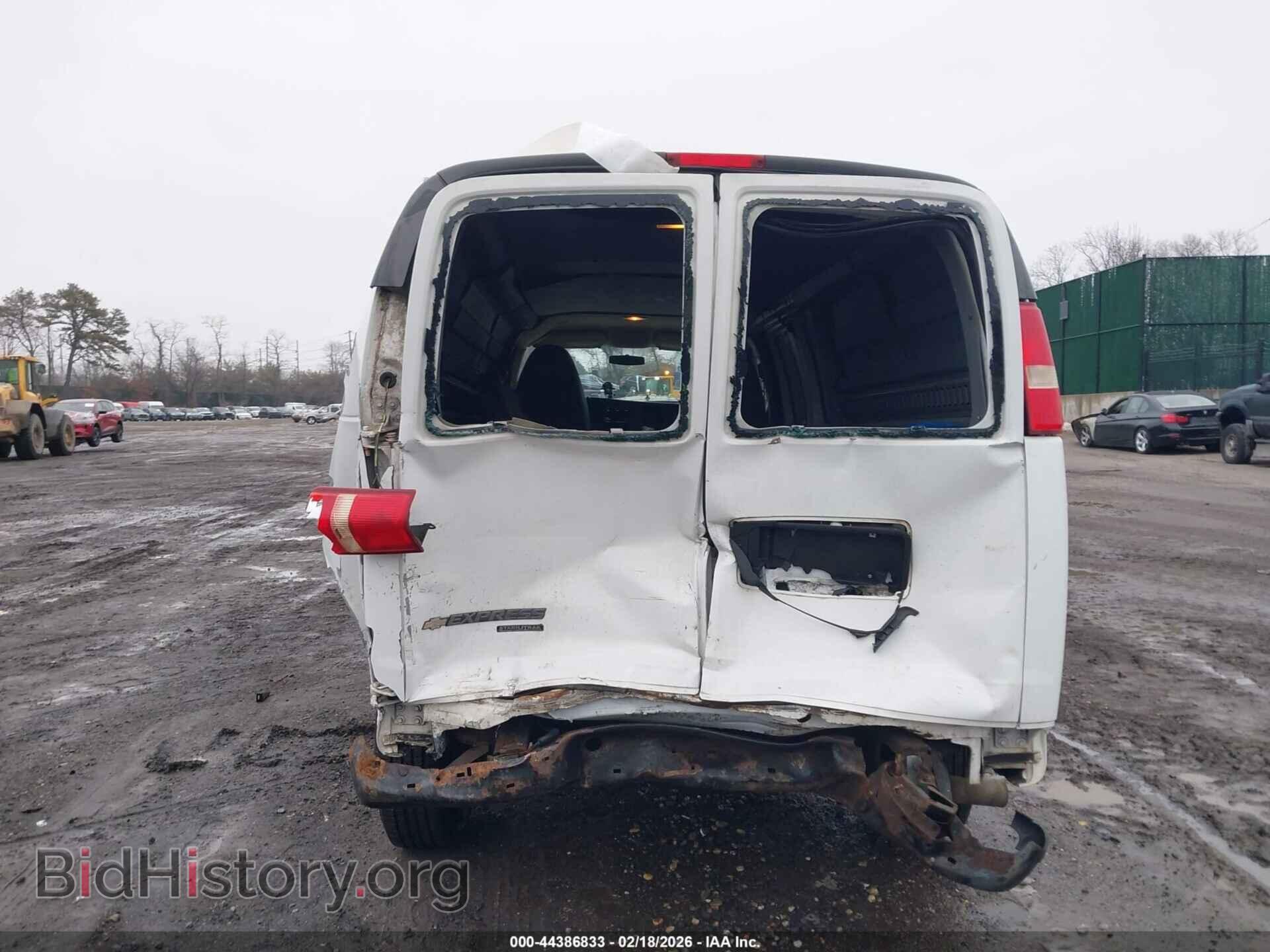 2014 CHEVROLET EXPRESS 2500 - VIN: 1GCWGGFA1E1184378 - Фото 6