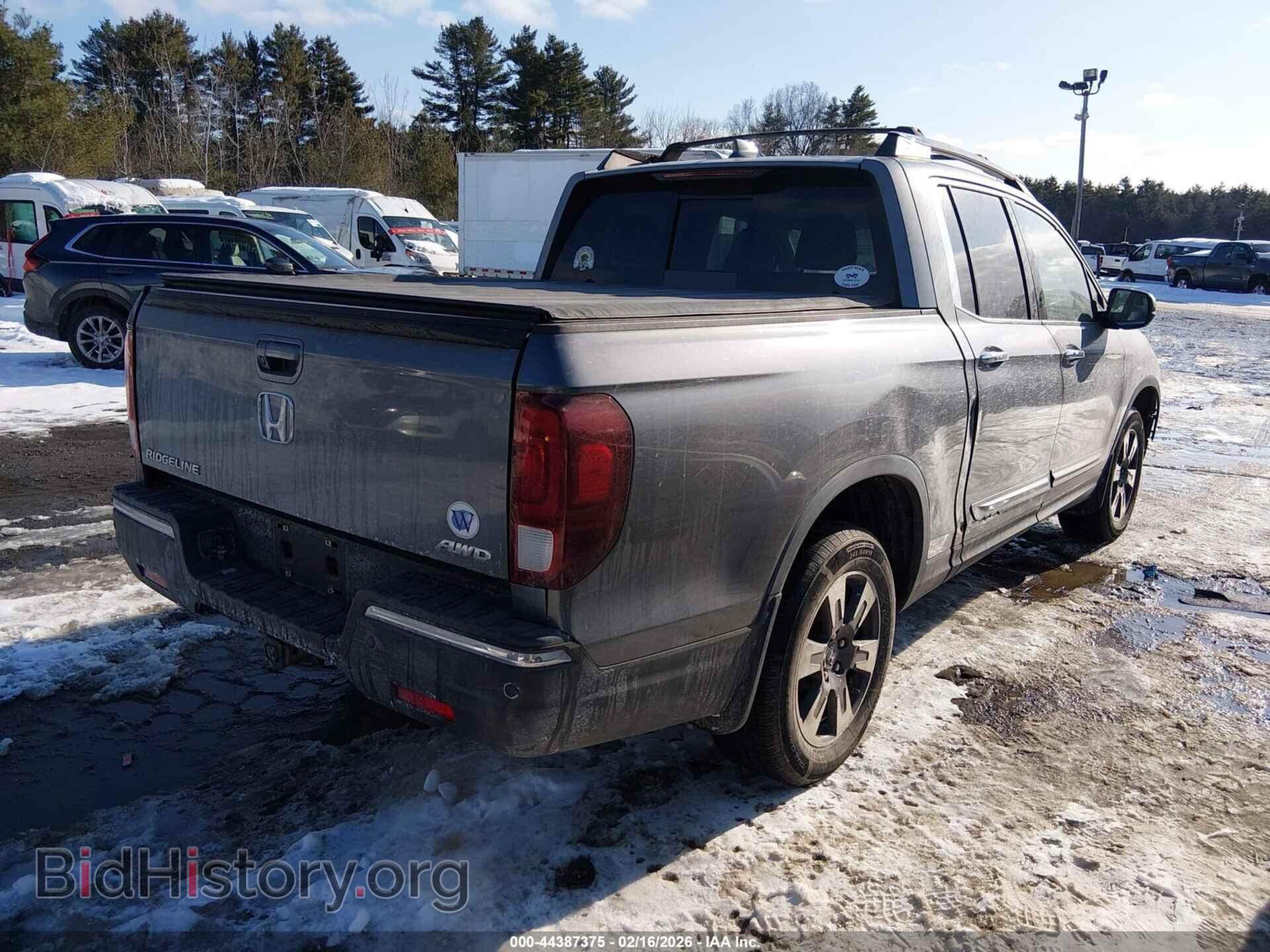2017 HONDA RIDGELINE - VIN: 5FPYK3F70HB004993 - Photo 4