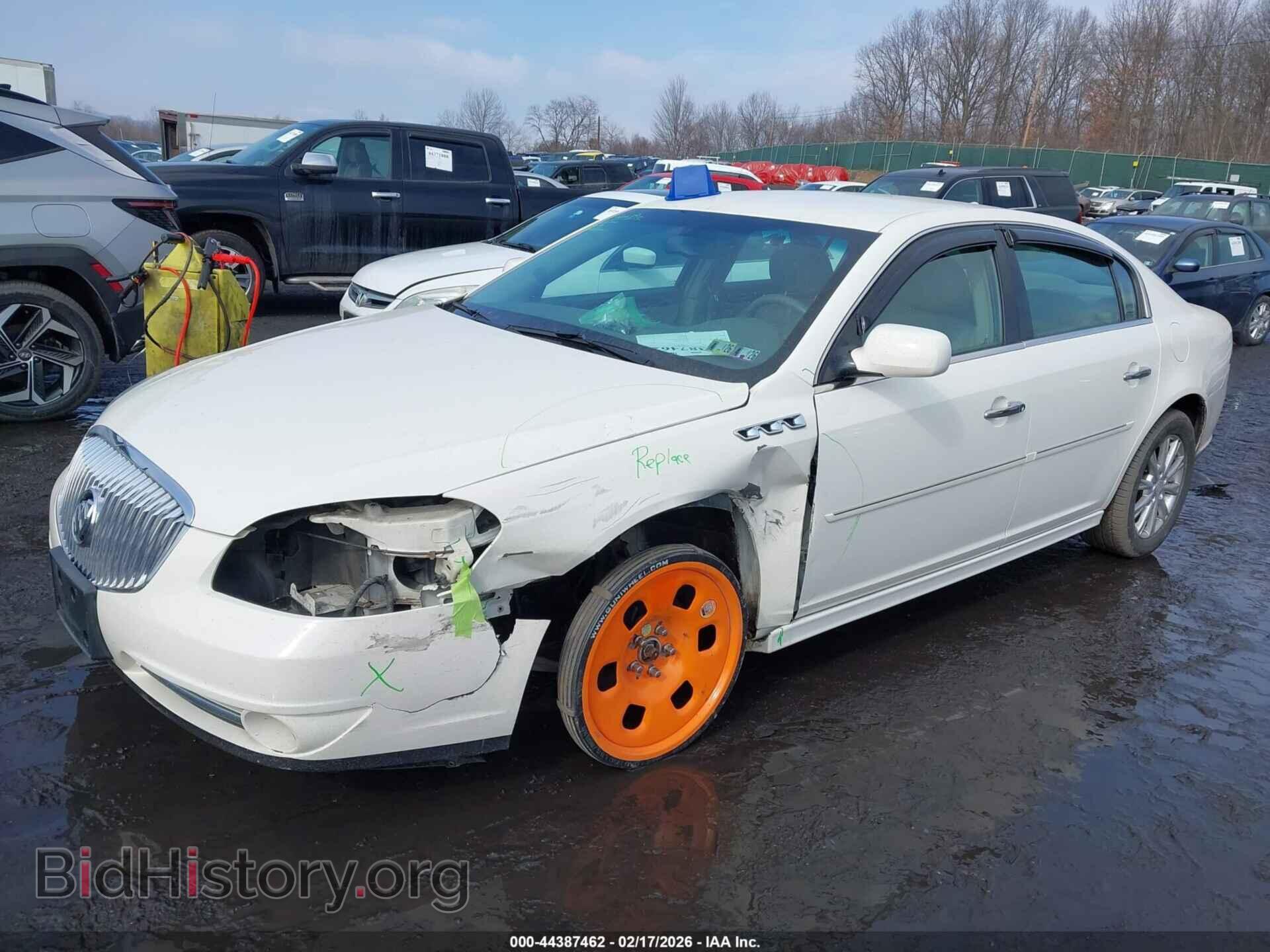 2011 BUICK LUCERNE - VIN: 1G4HC5EM8BU147094 - Фото 2