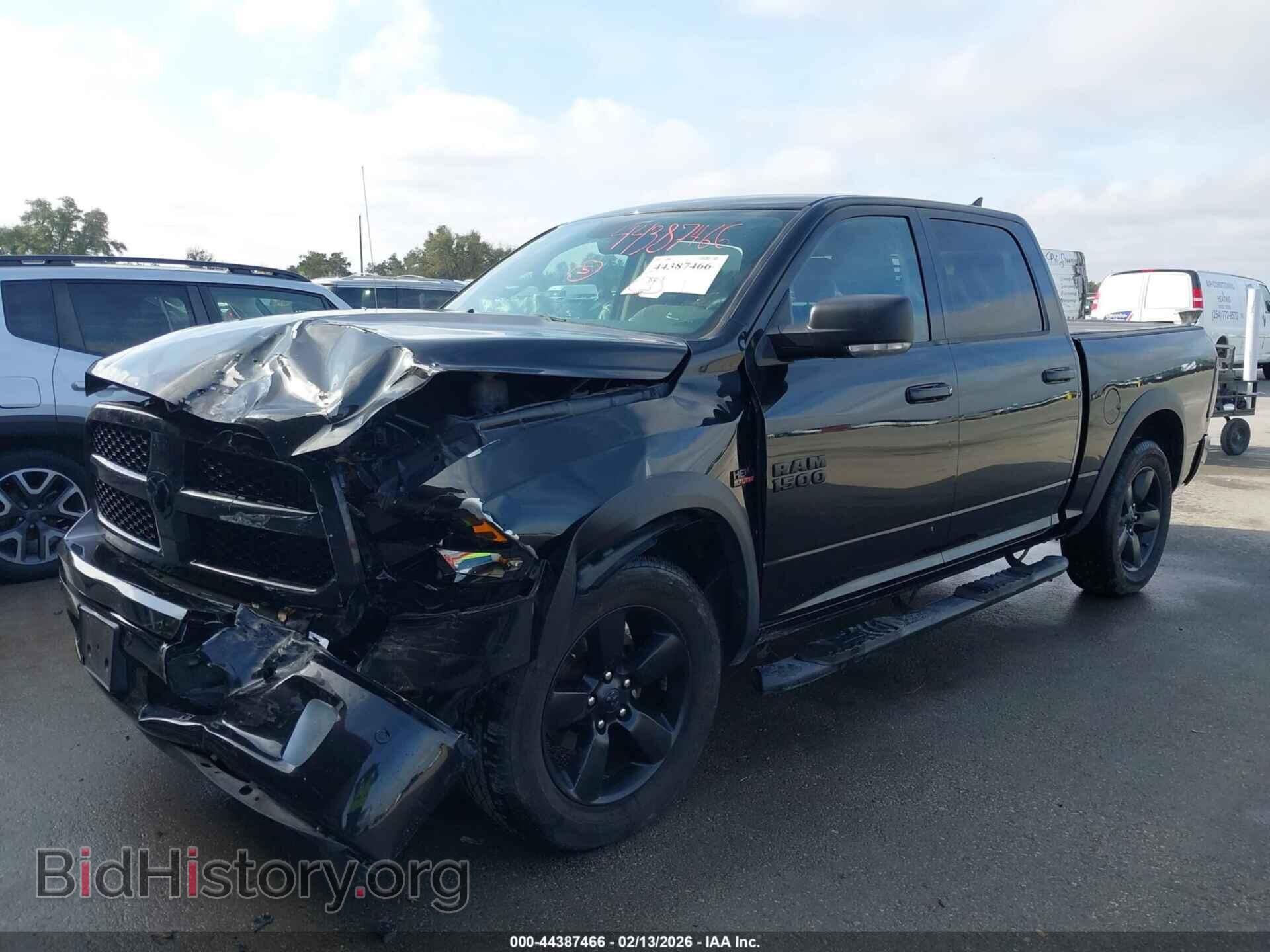 2018 RAM 1500 - VIN: 1C6RR6LT1JS334010 - Фото 2