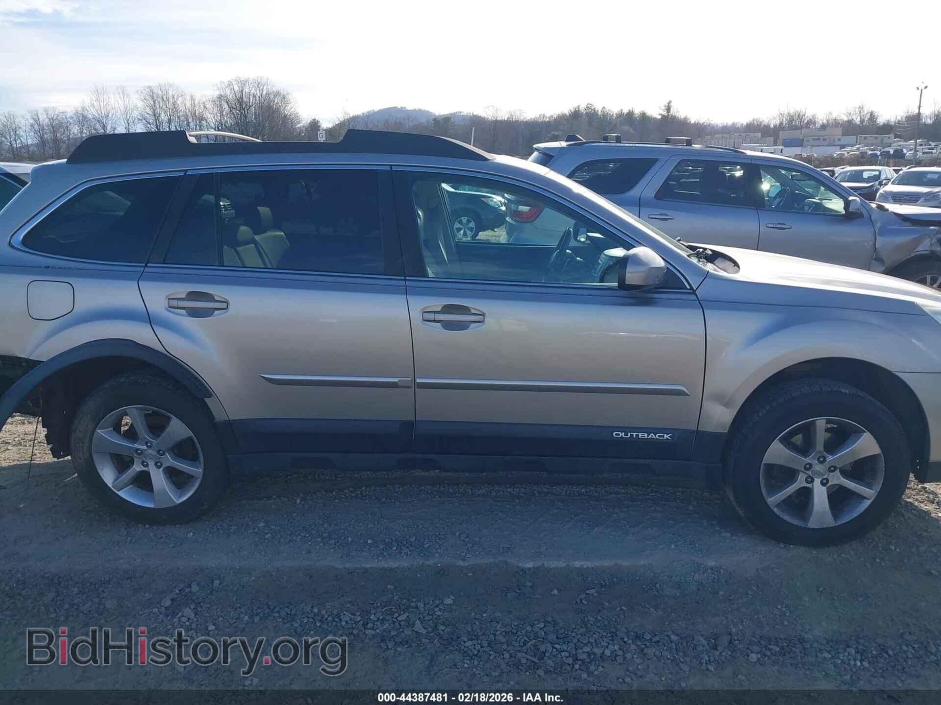 2014 SUBARU OUTBACK - VIN: 4S4BRBLC6E3310848 - Фото 13