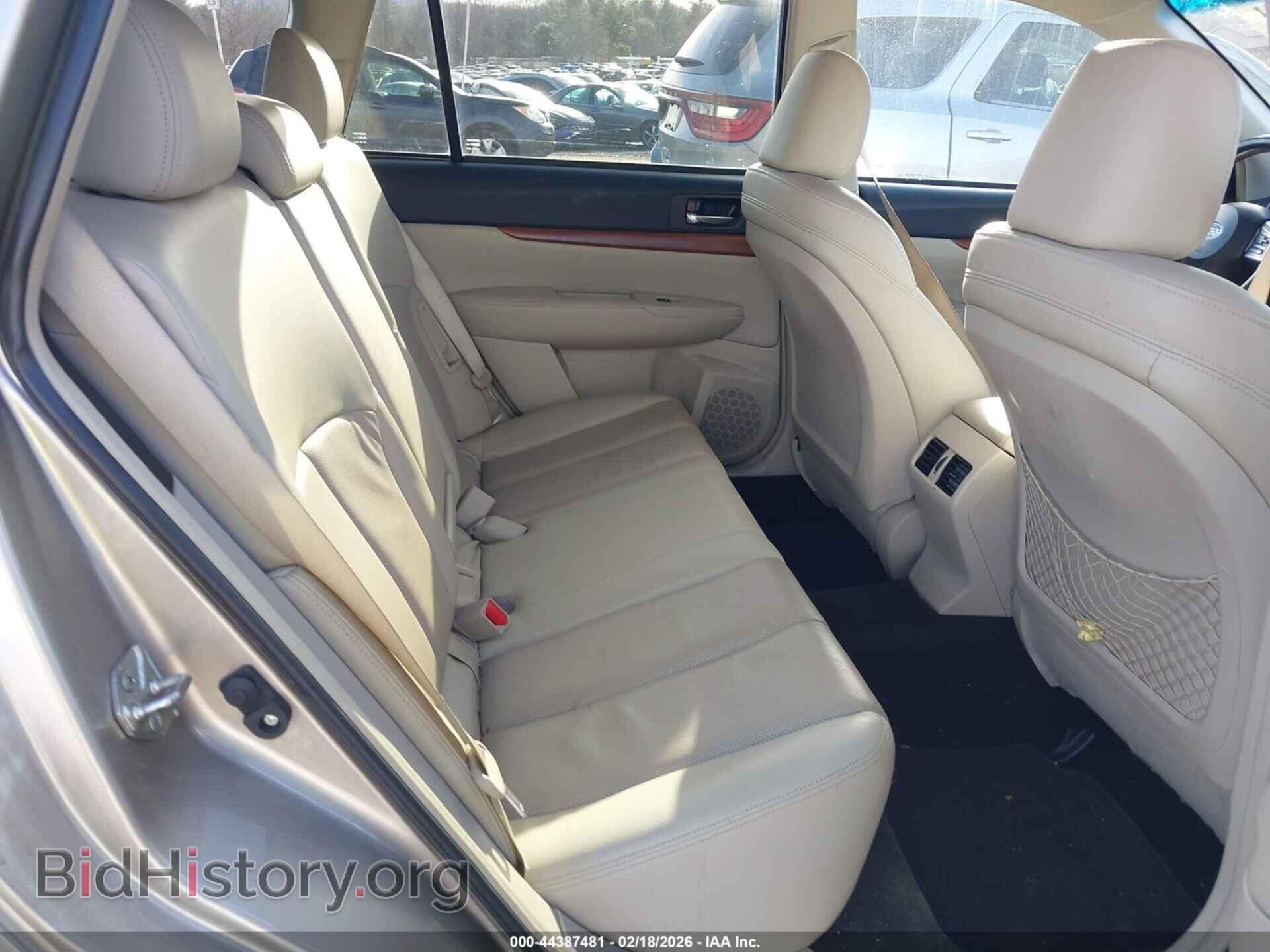 2014 SUBARU OUTBACK - VIN: 4S4BRBLC6E3310848 - Фото 8
