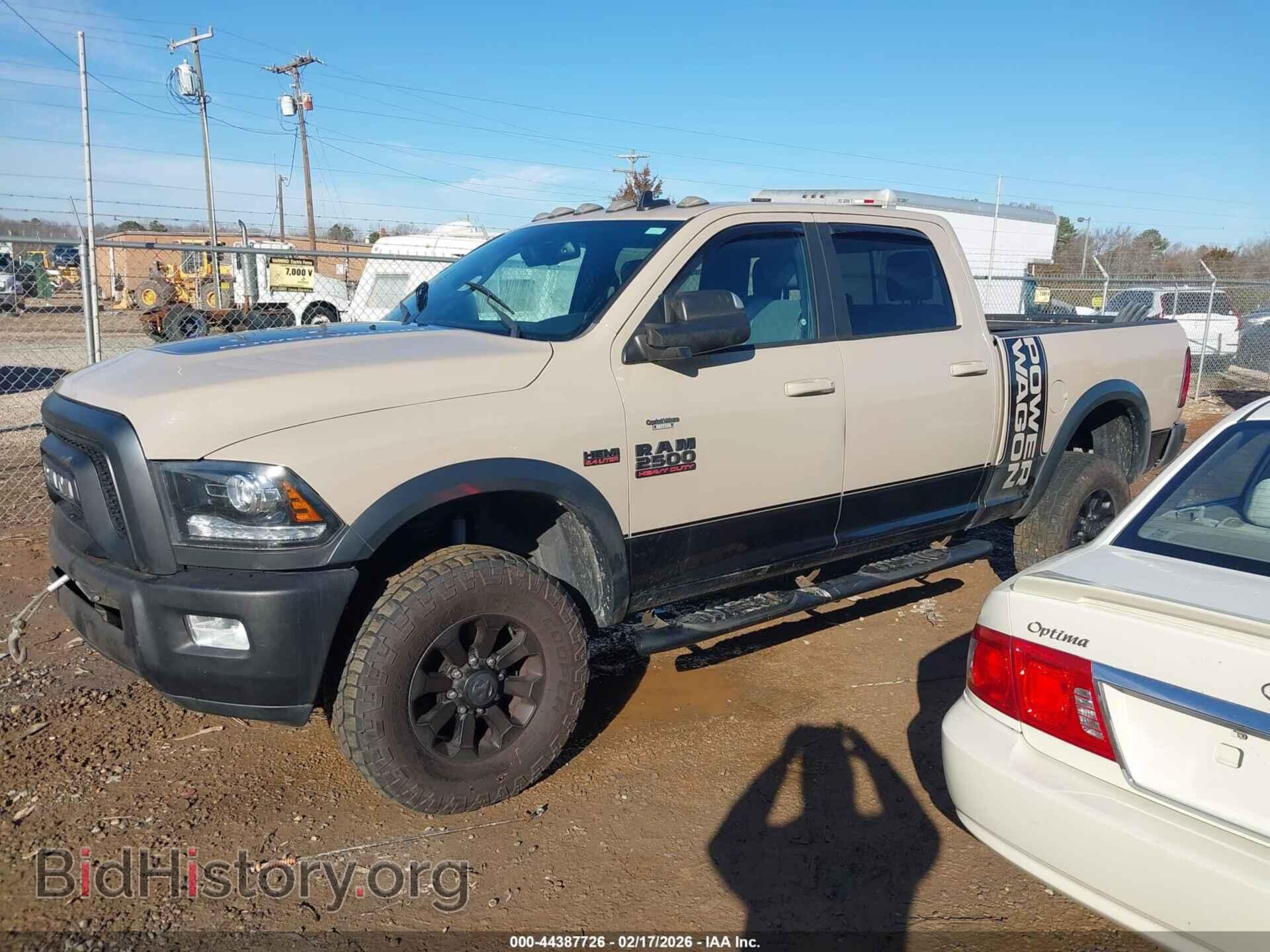 2018 RAM 2500 - VIN: 3C6TR5EJ1JG378706 - Фото 2