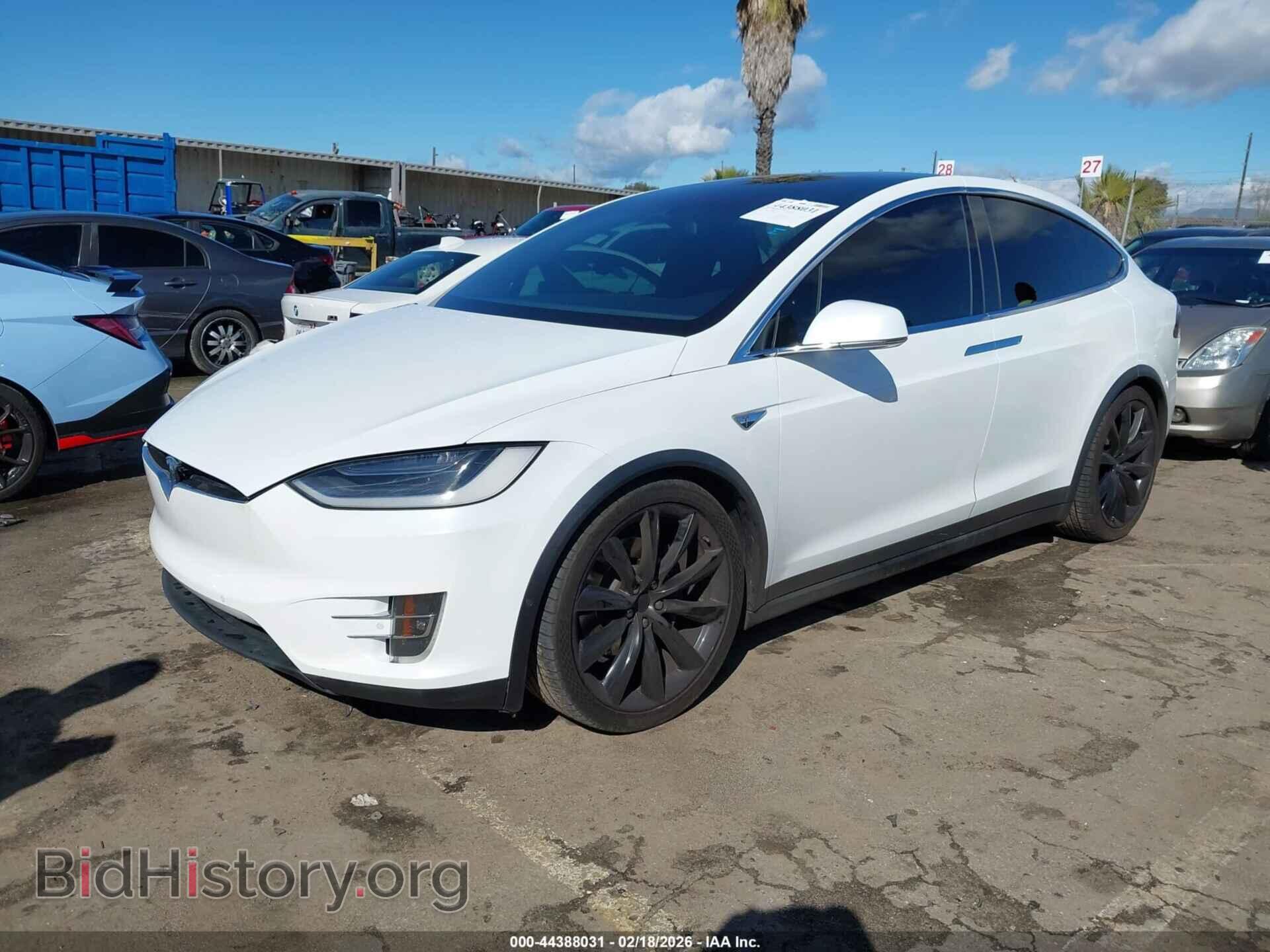 2016 TESLA MODEL X - VIN: 5YJXCBE29GF021226 - Photo 2