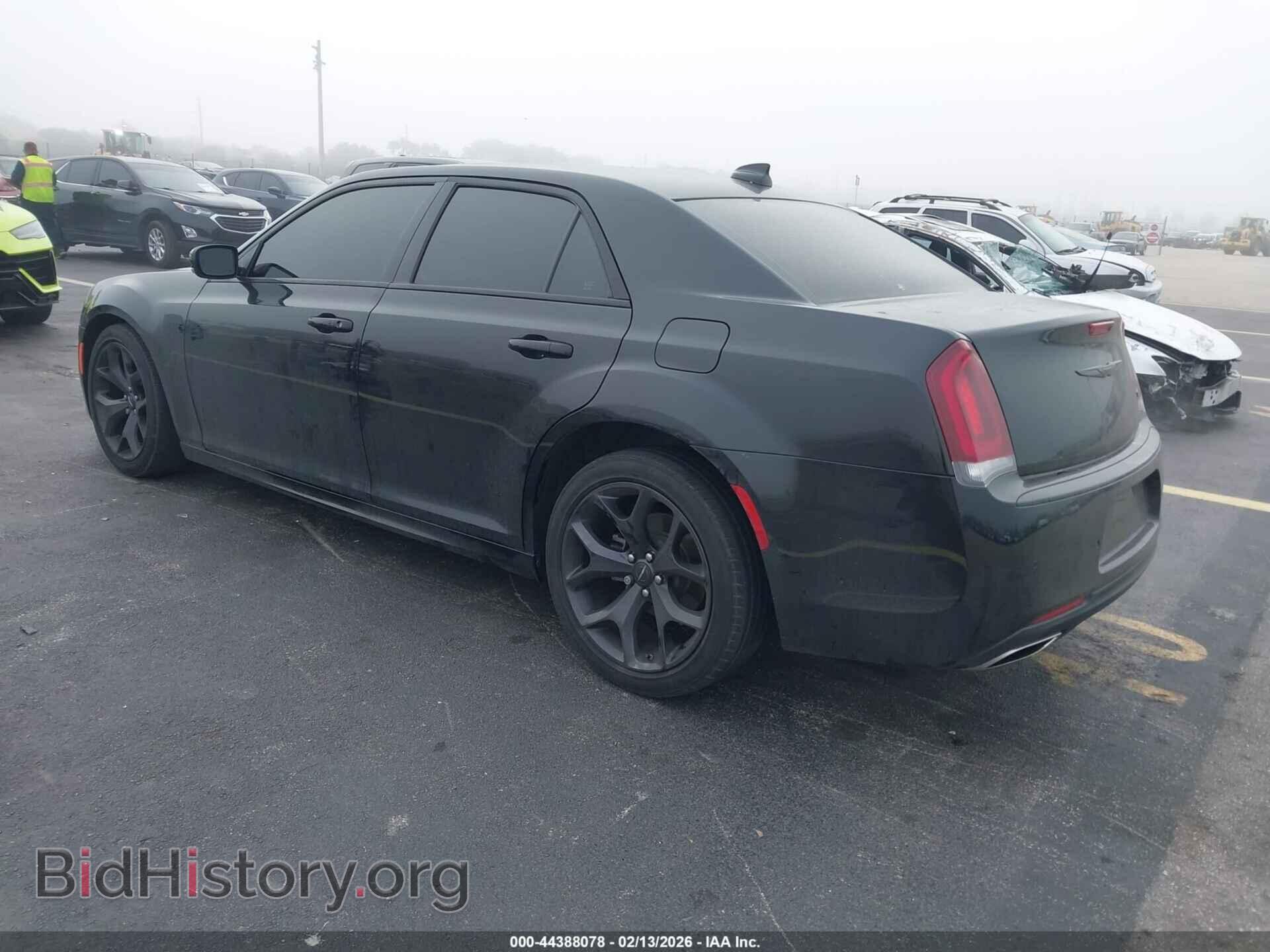 2023 CHRYSLER 300 - VIN: 2C3CCADG1PH677330 - Фото 3