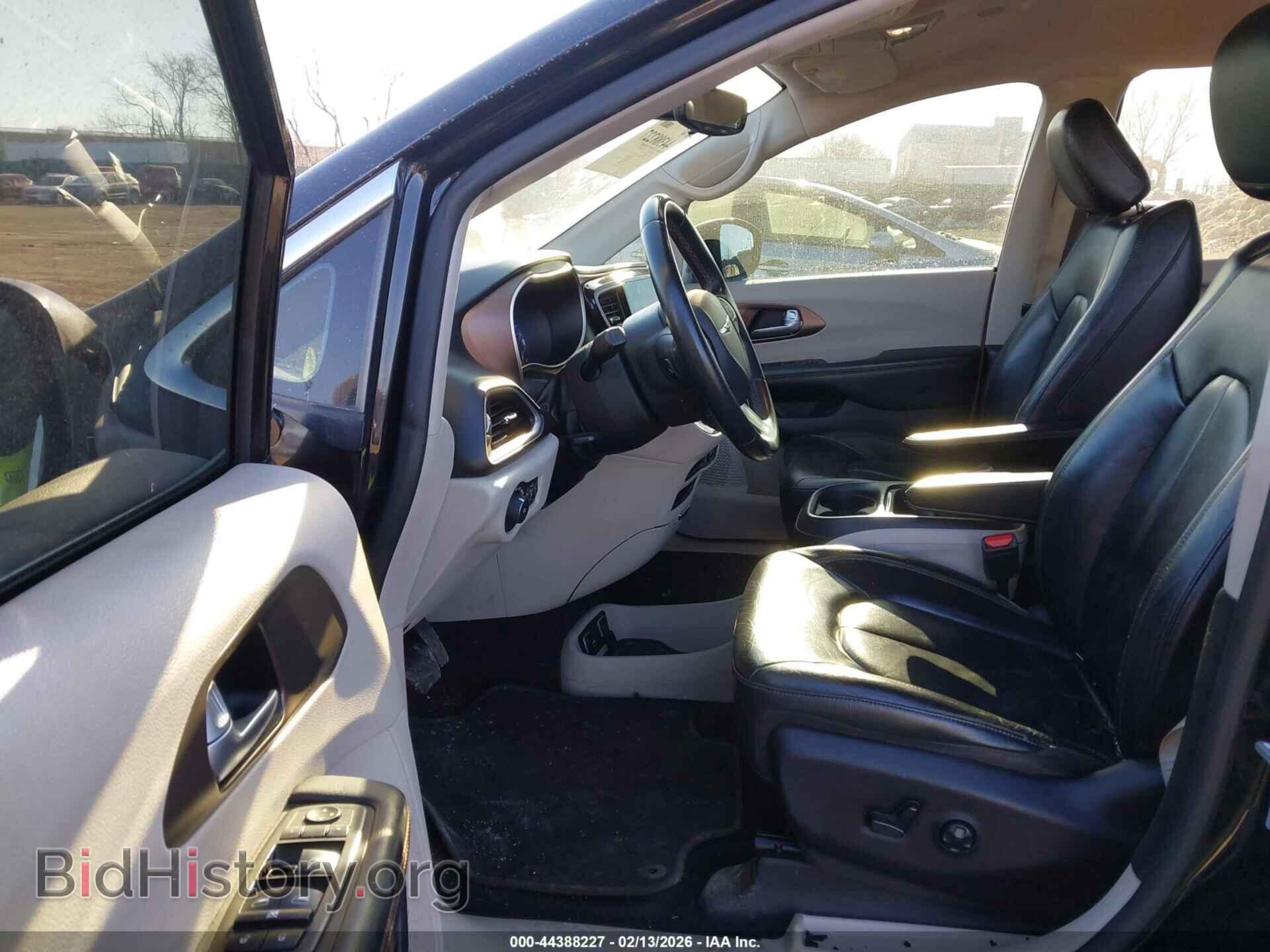 2017 CHRYSLER PACIFICA - VIN: 2C4RC1BG3HR526672 - Photo 19