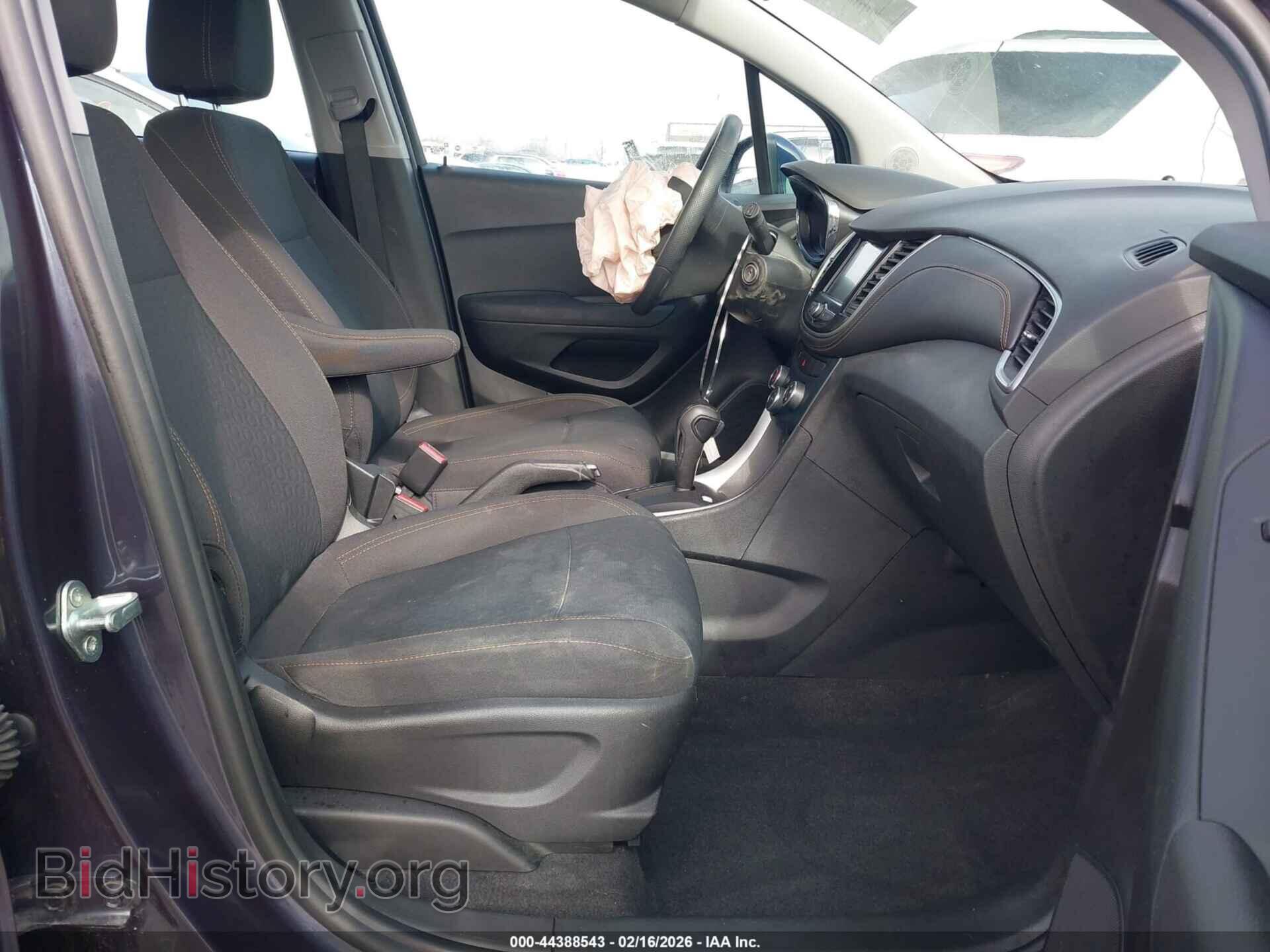 2019 CHEVROLET TRAX - VIN: 3GNCJKSB7KL298192 - Фото 5