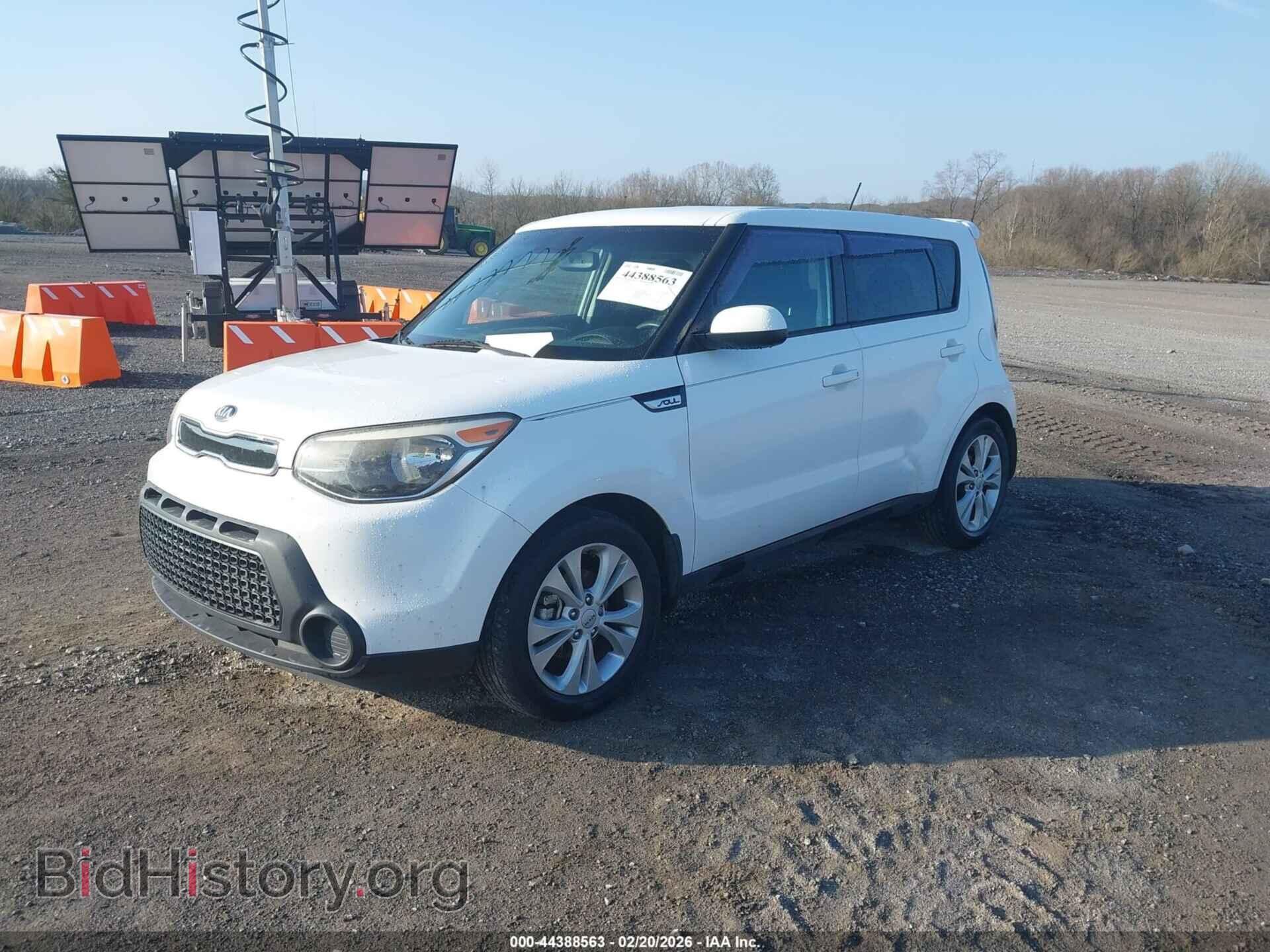 2015 KIA SOUL - VIN: KNDJP3A55F7116810 - Фото 2