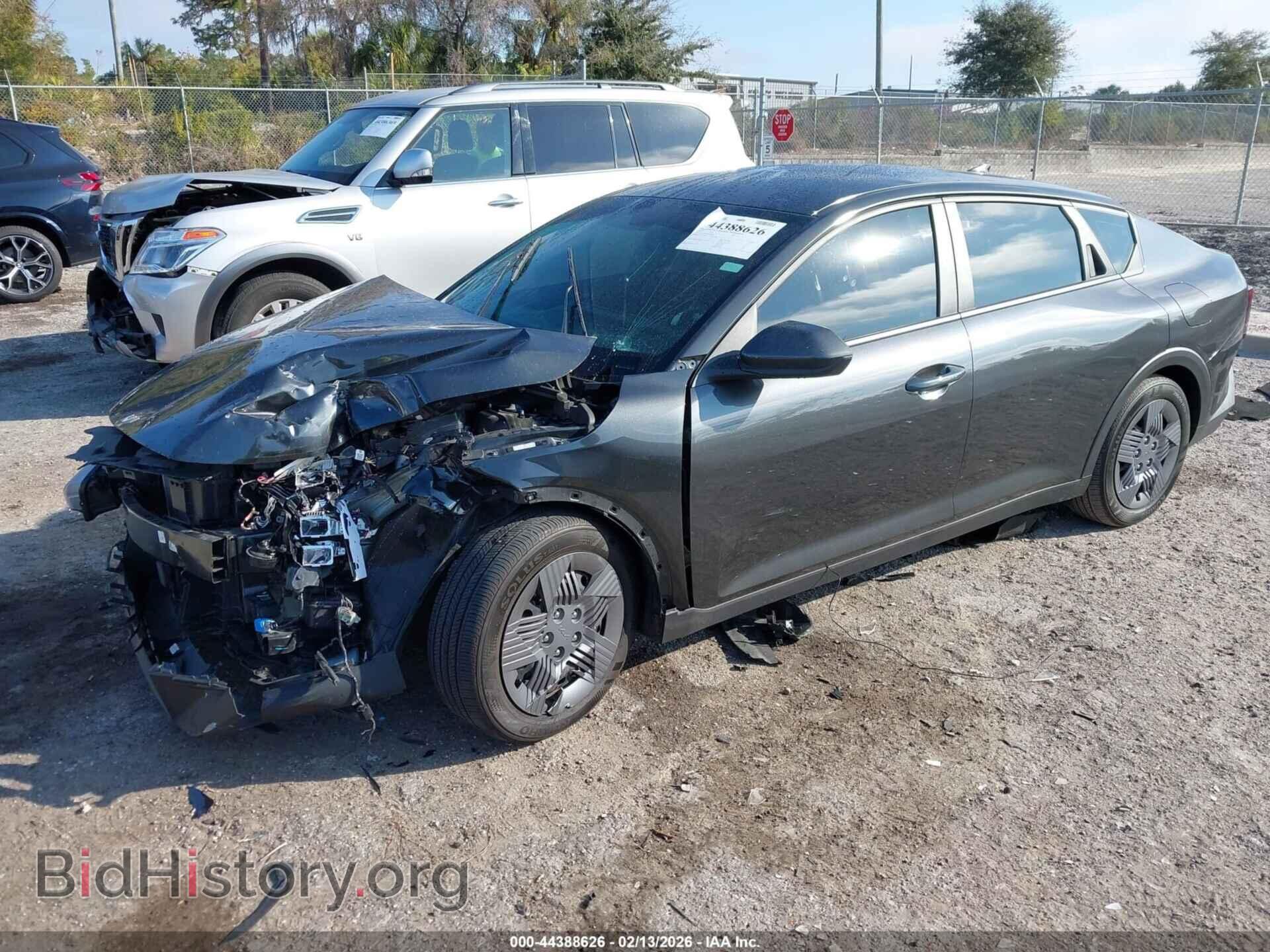 2025 KIA K4 - VIN: 3KPFT4DE2SE076294 - Photo 2