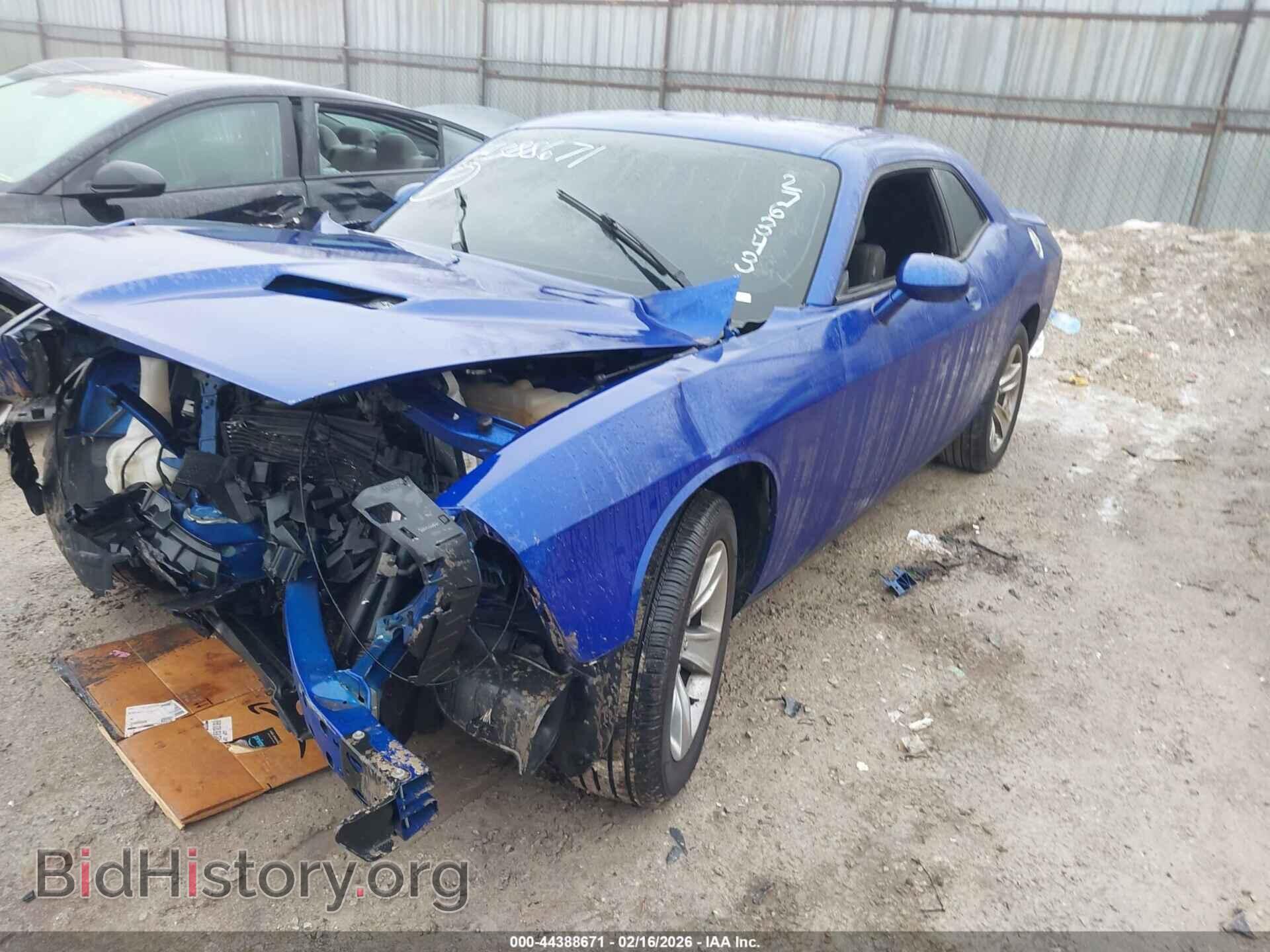 2018 DODGE CHALLENGER - VIN: 2C3CDZAG0JH276343 - Фото 2
