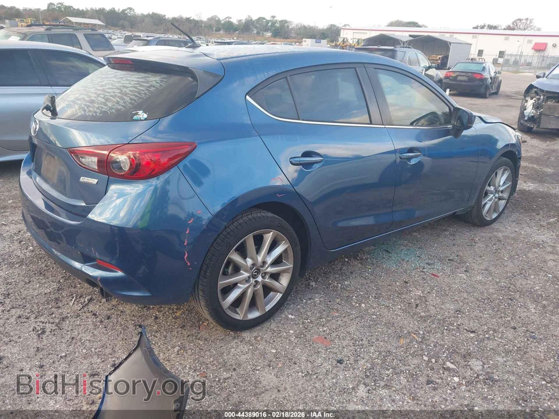 2017 MAZDA MAZDA3 - VIN: 3MZBN1L78HM119333 - Фото 4