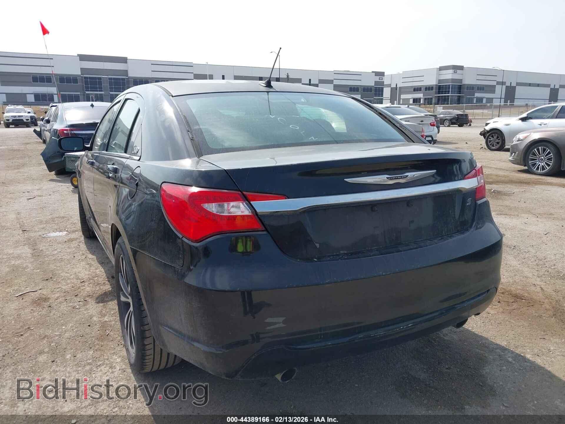2014 CHRYSLER 200 - VIN: 1C3CCBBGXEN132255 - Фото 3