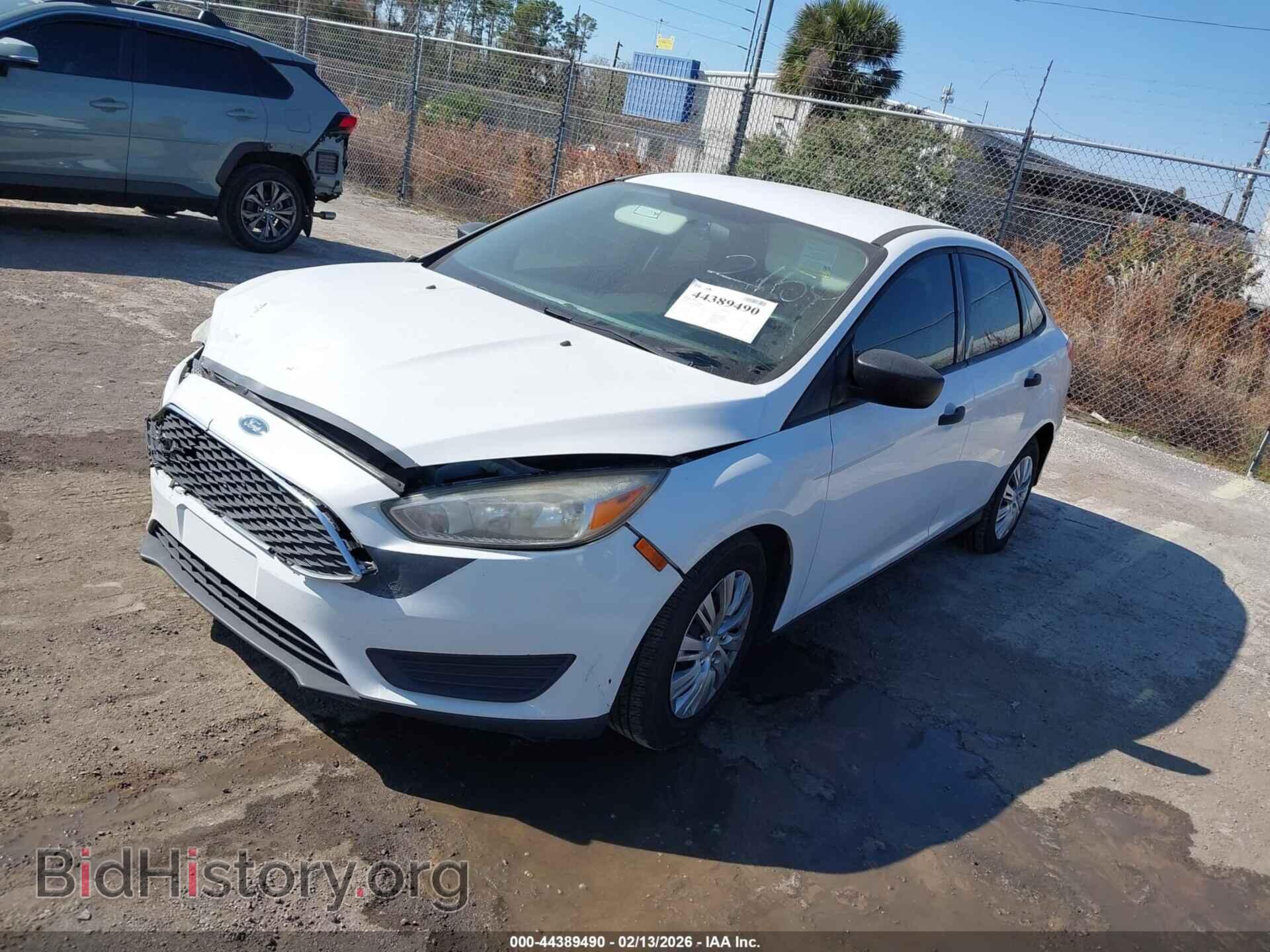 2017 FORD FOCUS - VIN: 1FADP3E24HL322150 - Photo 2