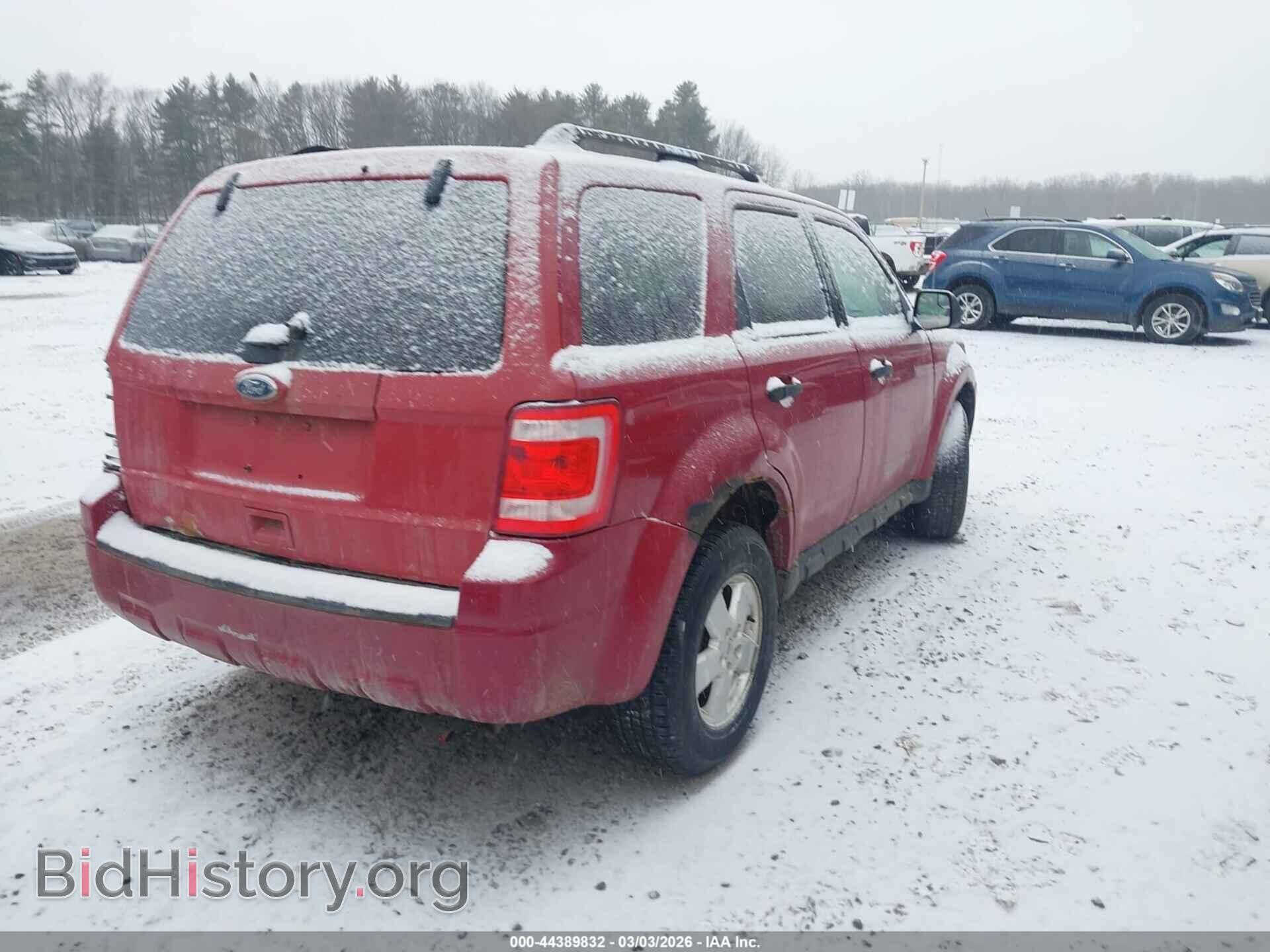 2011 FORD ESCAPE - VIN: 1FMCU9D72BKC05271 - Фото 4