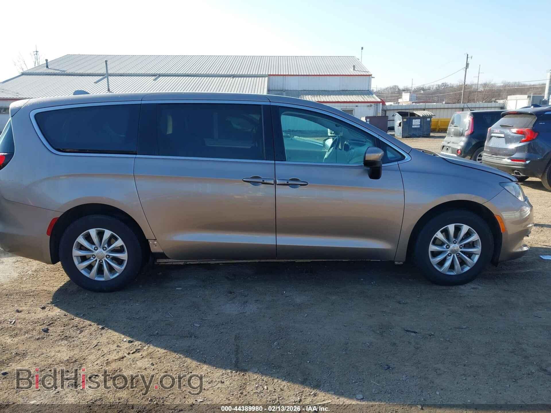 2017 CHRYSLER PACIFICA - VIN: 2C4RC1DG4HR553182 - Фото 13