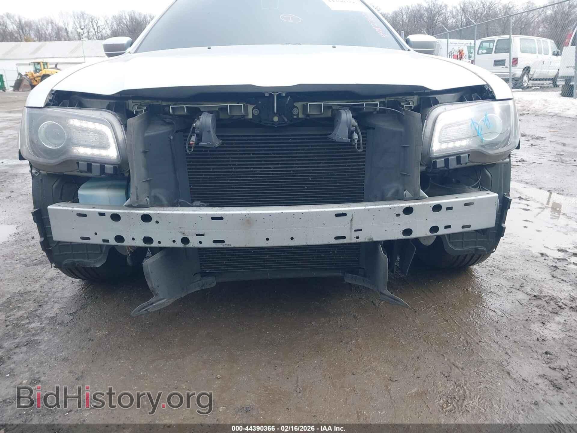 2020 CHRYSLER 300 - VIN: 2C3CCABT7LH180809 - Фото 6