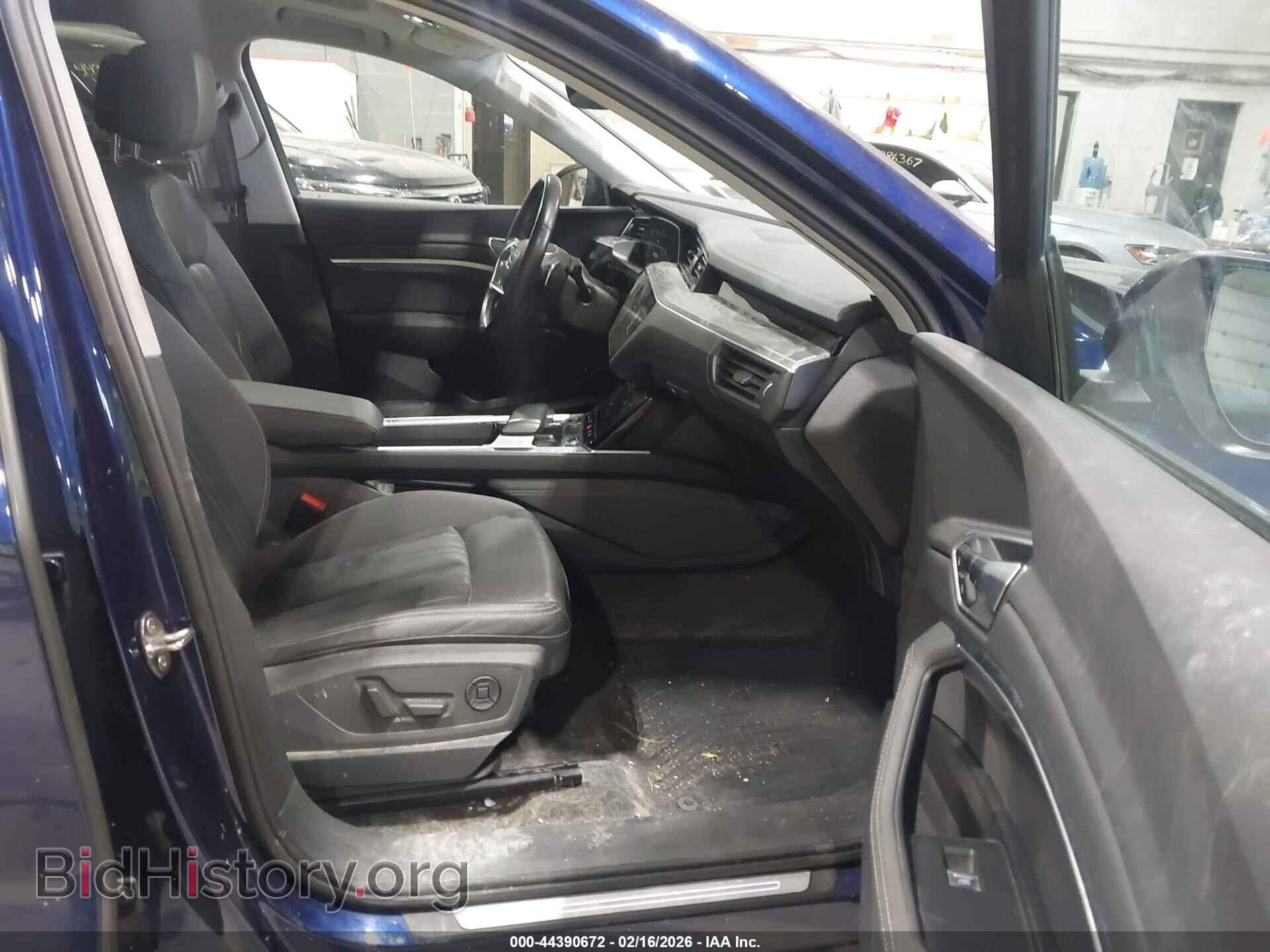 2021 AUDI E-TRON - VIN: WA1LAAGE2MB037816 - Фото 5