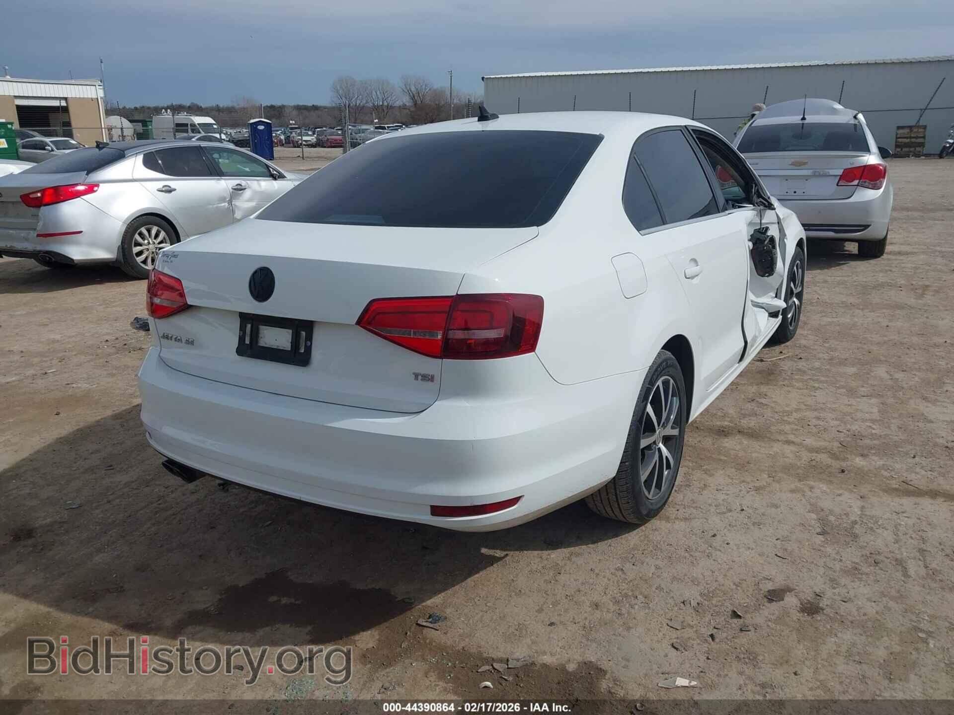 2017 VOLKSWAGEN JETTA - VIN: 3VWDB7AJ0HM251800 - Фото 4