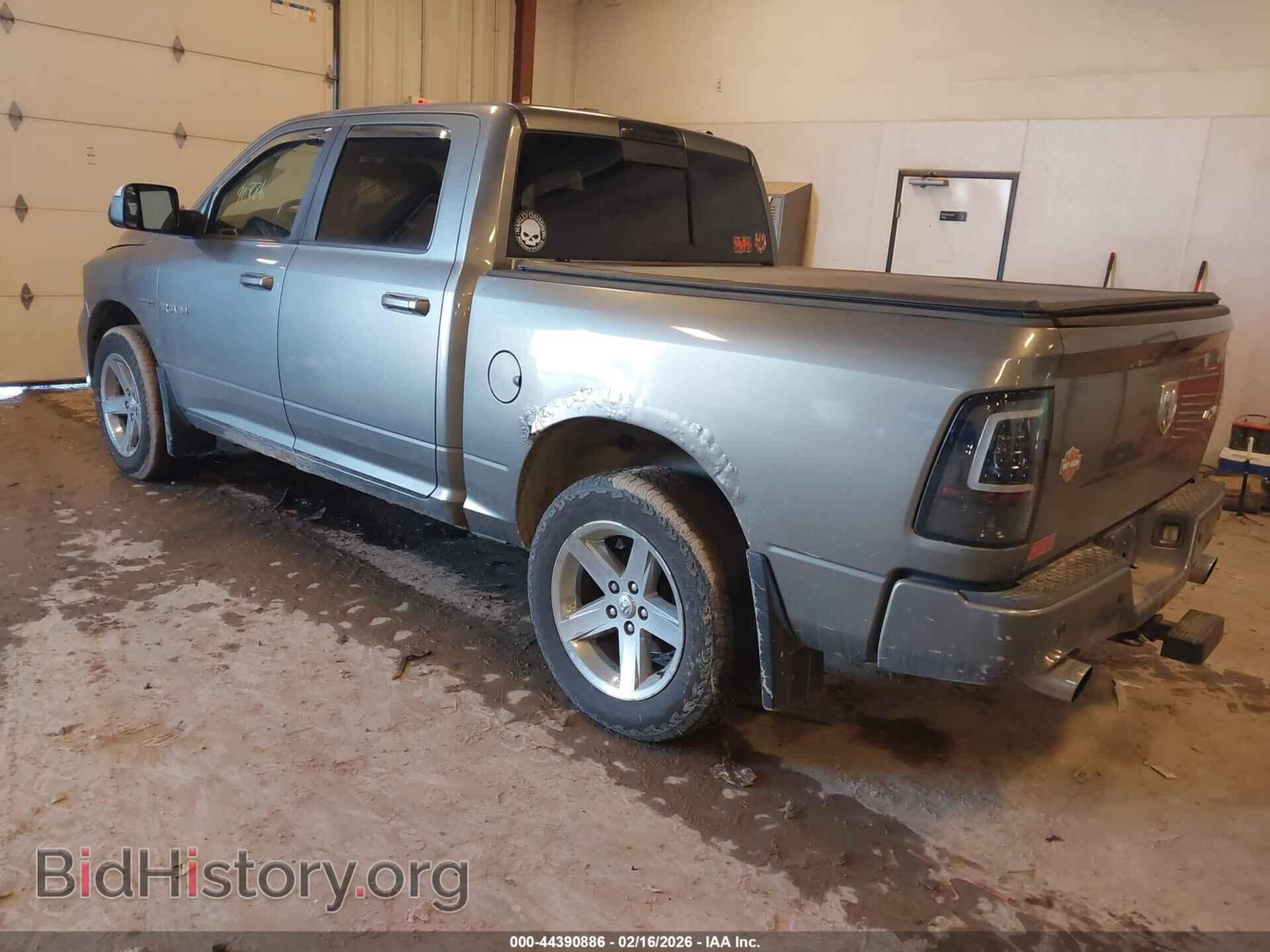 2010 DODGE RAM 1500 - VIN: 1D7RV1CT7AS243031 - Фото 3