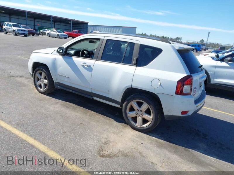 2014 Jeep COMPASS (VIN 1C4NJCEA0ED732005) — photo 3 of 11