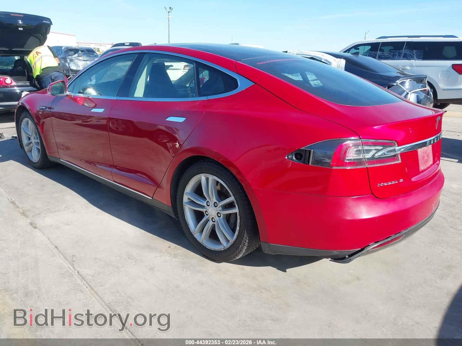 2014 TESLA MODEL S - VIN: 5YJSA1H11EFP44210 - Фото 3