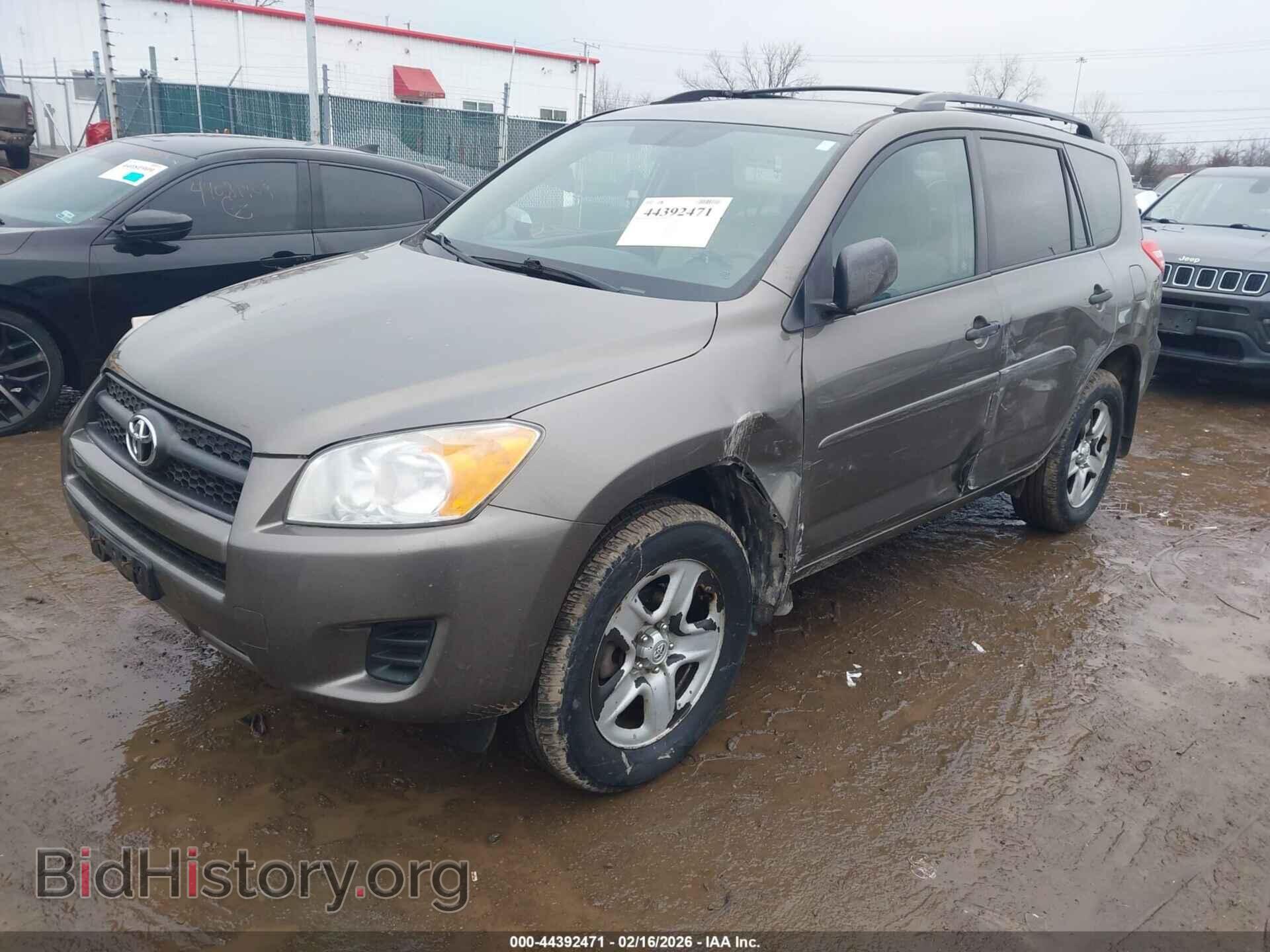 2011 TOYOTA RAV4 - VIN: 2T3BF4DV2BW153627 - Фото 2