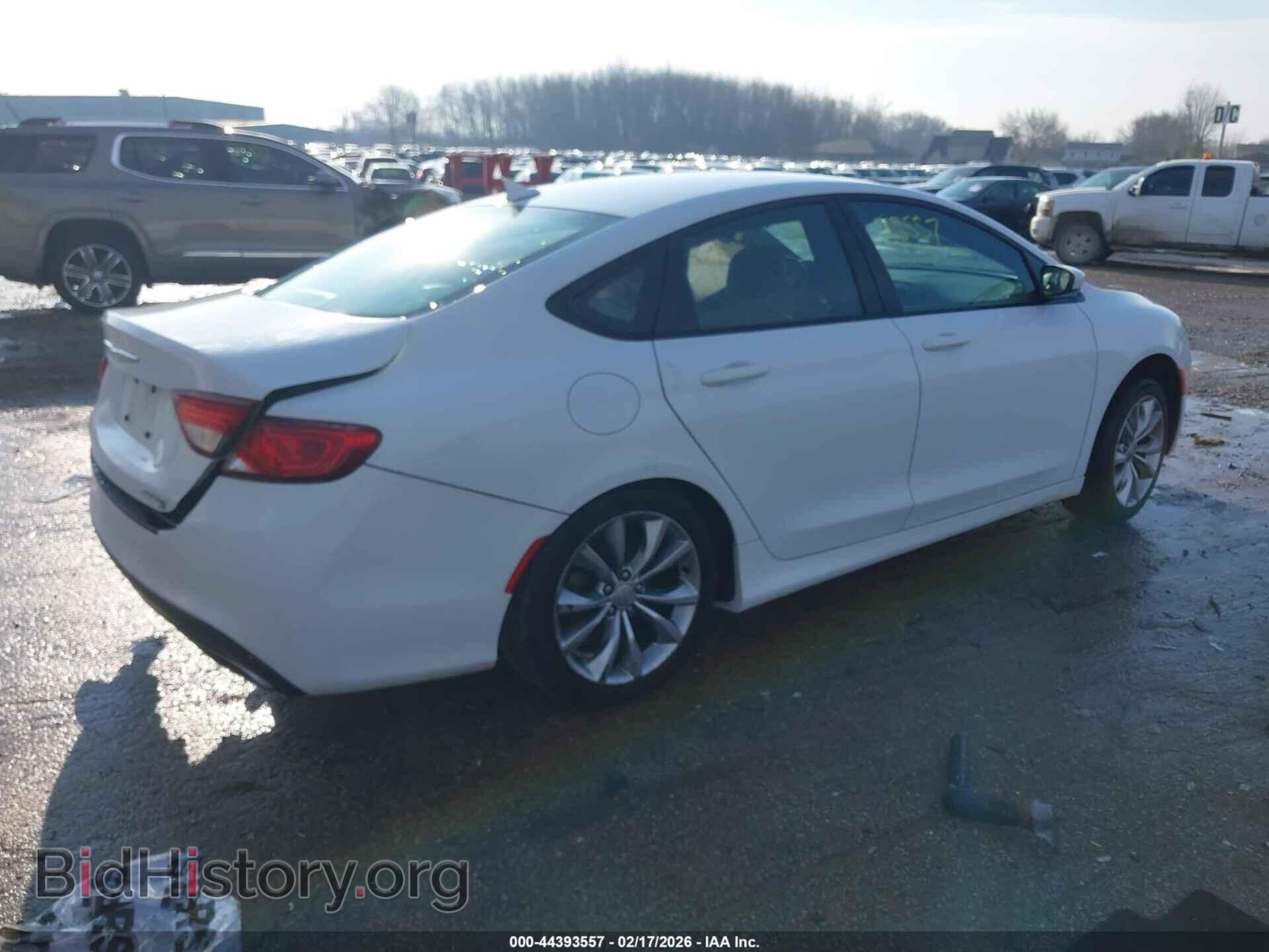 2016 CHRYSLER 200 - VIN: 1C3CCCBB2GN174349 - Photo 4