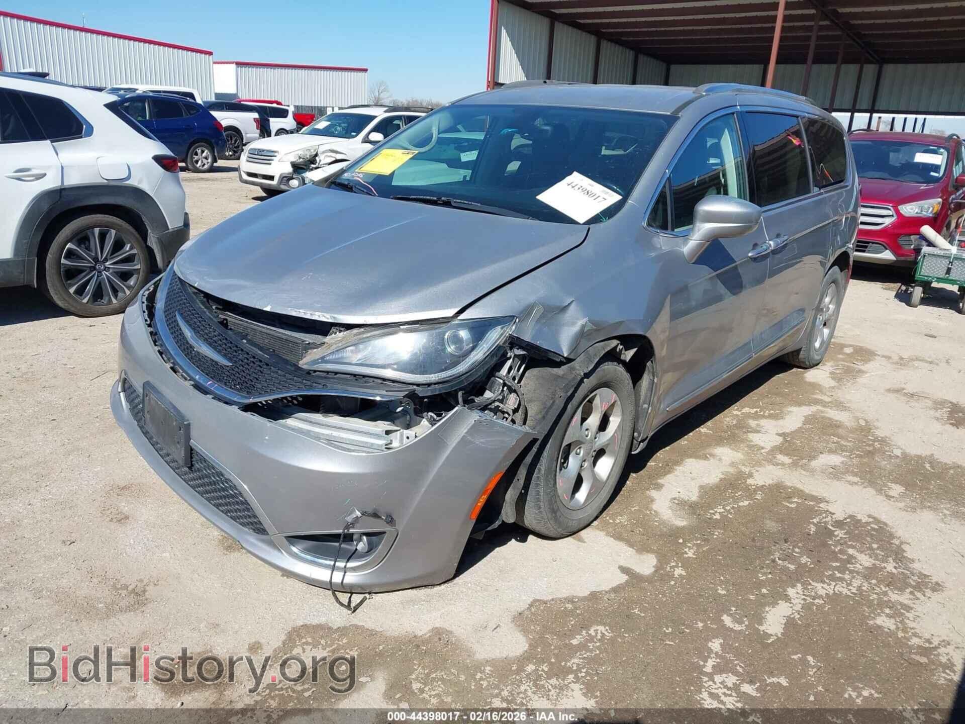 2017 CHRYSLER PACIFICA - VIN: 2C4RC1EG5HR722575 - Фото 2