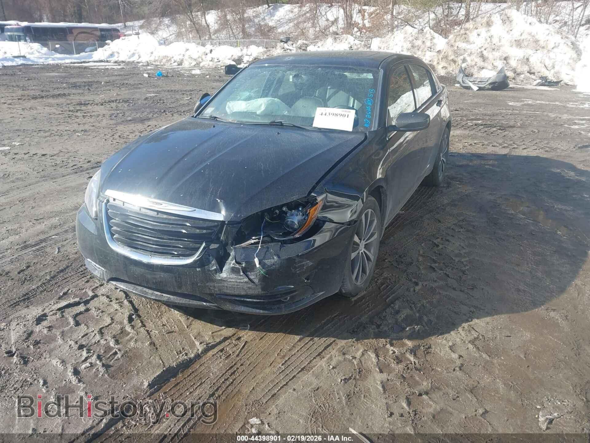 2012 CHRYSLER 200 - VIN: 1C3CCBHG6CN197897 - Фото 2