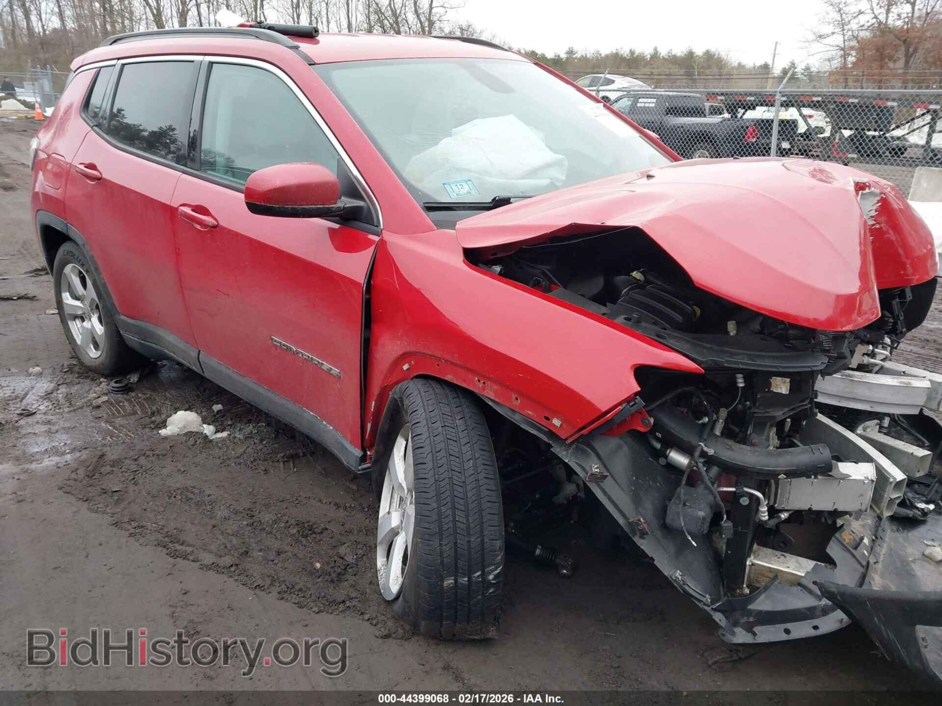 Фотография 3C4NJDBB8JT401101 - JEEP COMPASS 2018