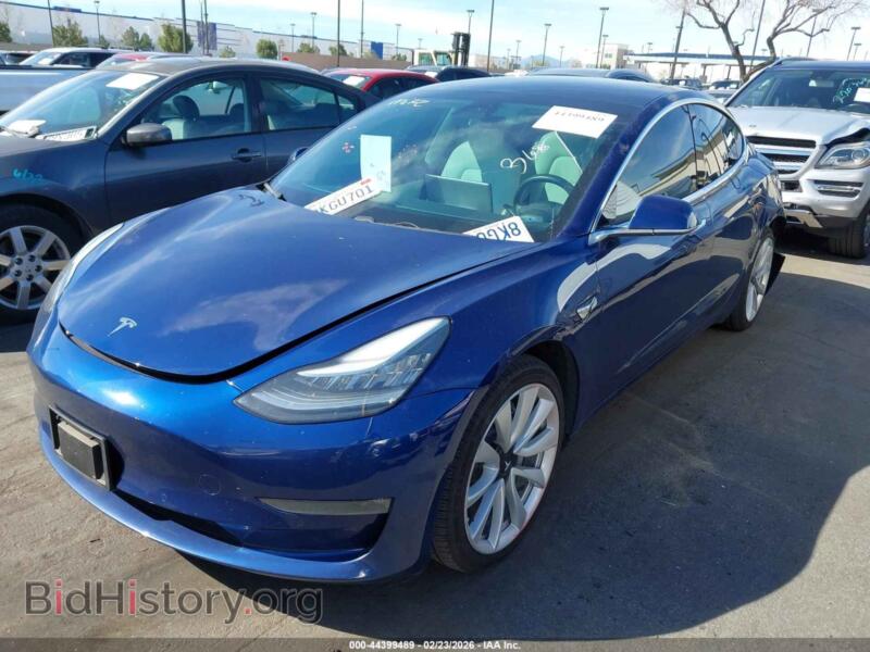 2019 Tesla MODEL 3 (VIN 5YJ3E1EB5KF195435) — фото 2 из 18